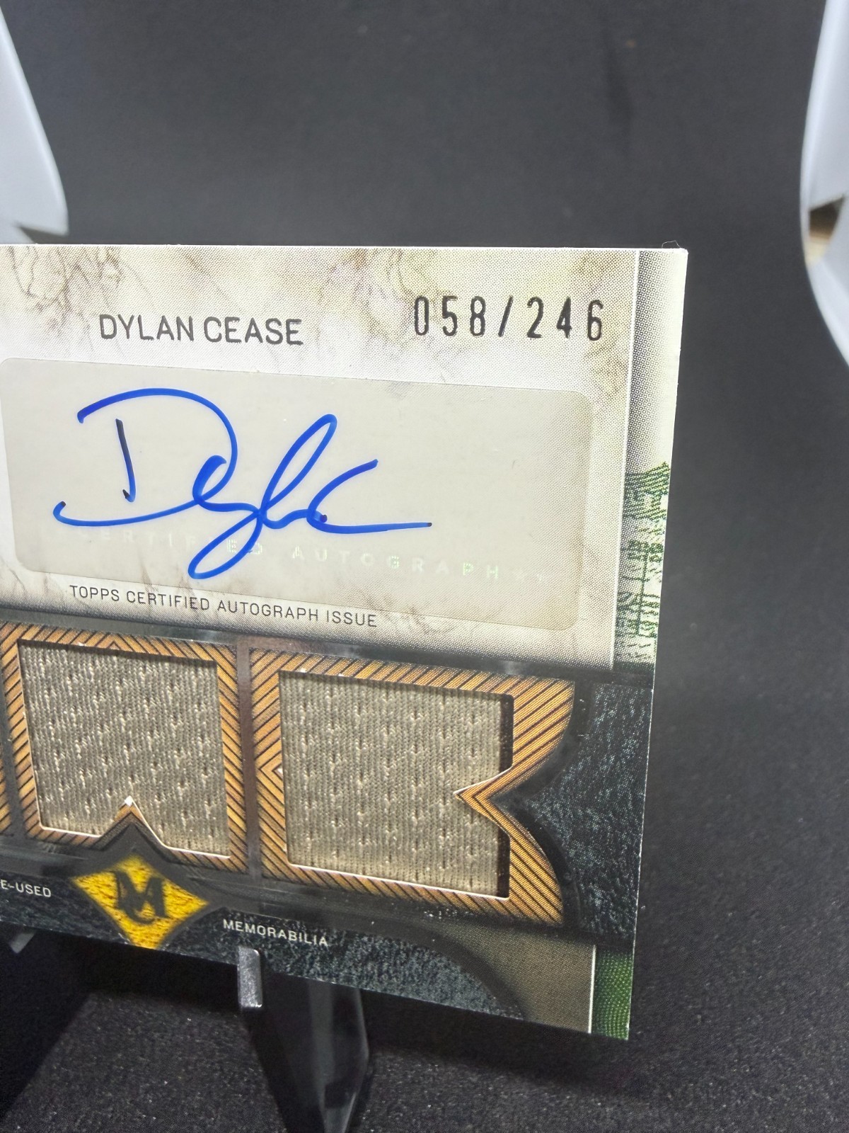 Dylan Cease 2025 Museum Collection Triple Patch Auto /246 (SPTRA-DCE)