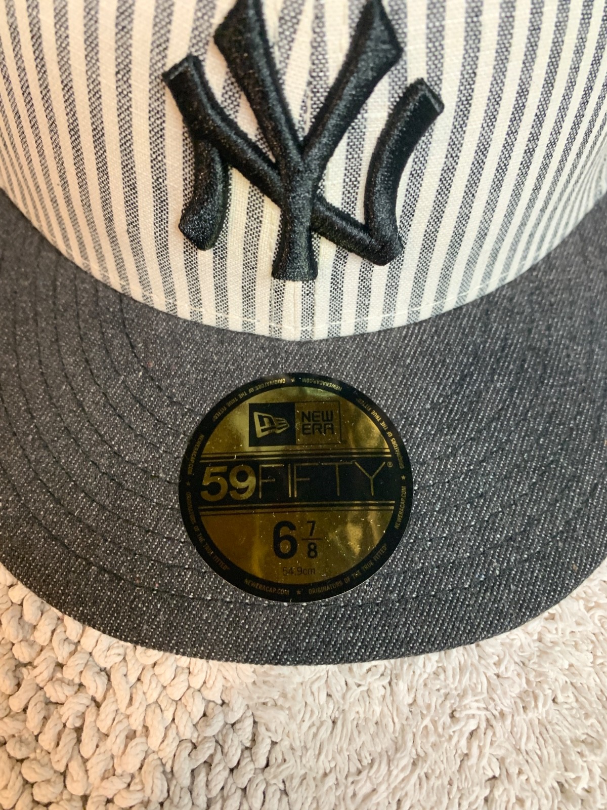 New York Yankees Hat New Era 59FIFTY Striped Seersucker Fitted Cap 6 7/8