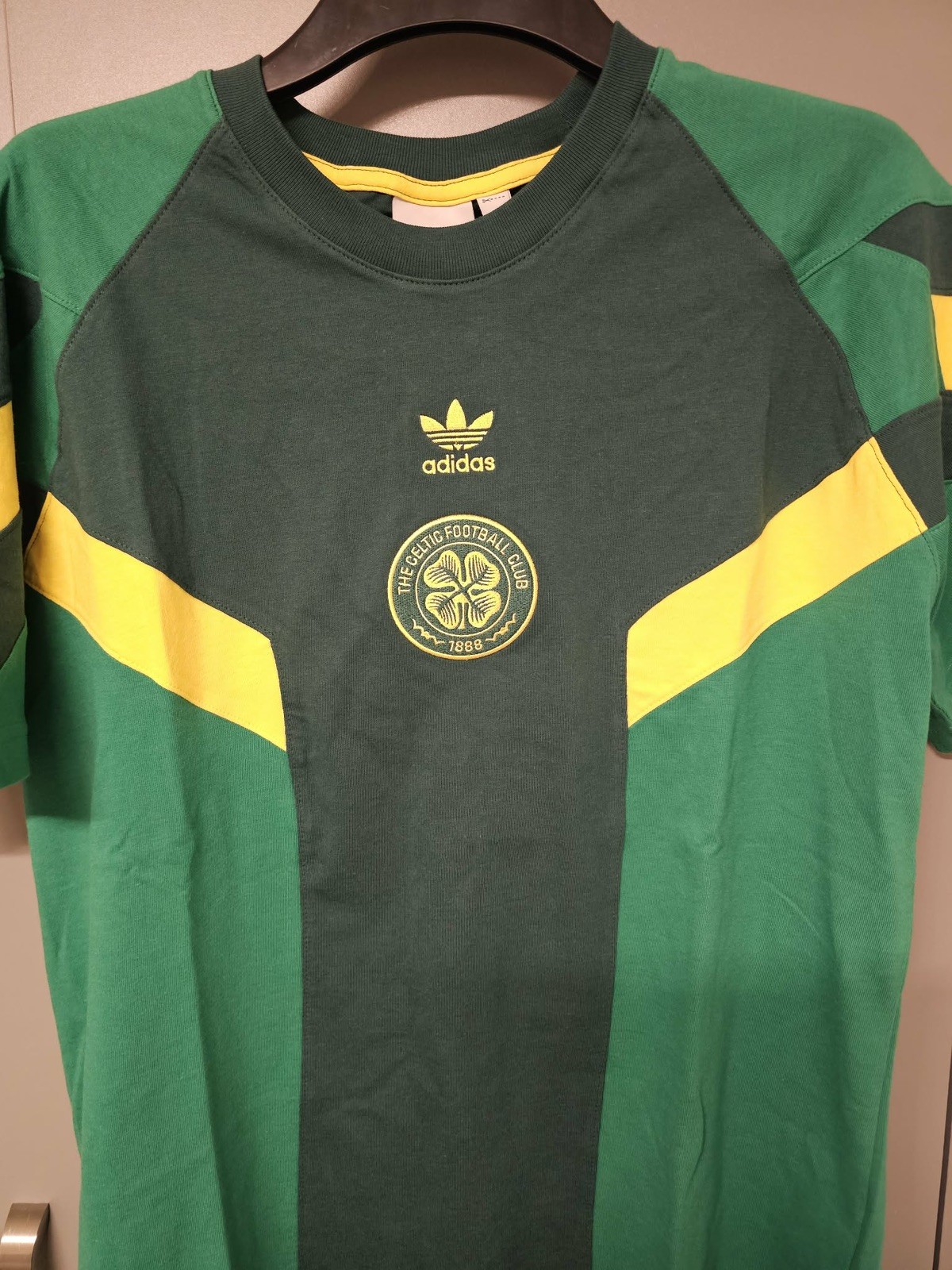 Adidas Originals Celtic FC T-Shirt Brand New Tagged Size Uk S Small IS6497