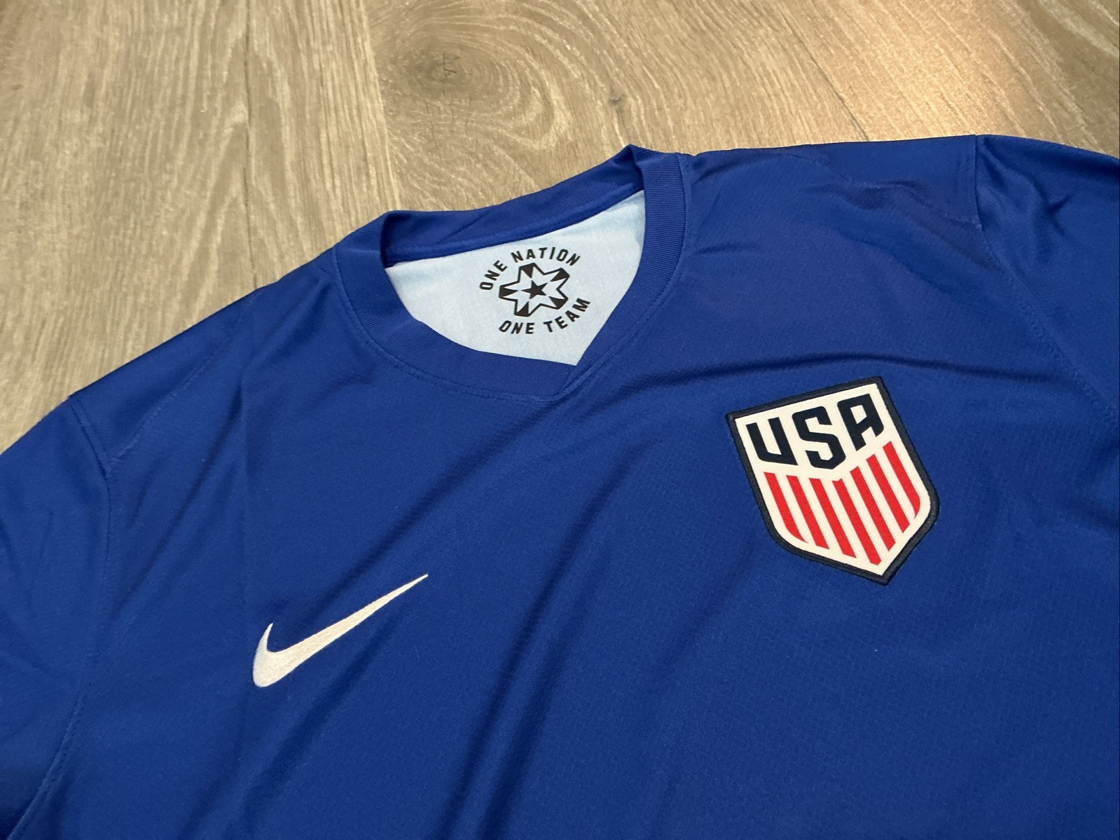 Nike United States USA Long Sleeve Jersey Blue/Red Men’s Size: Large NWT Dri-Fit