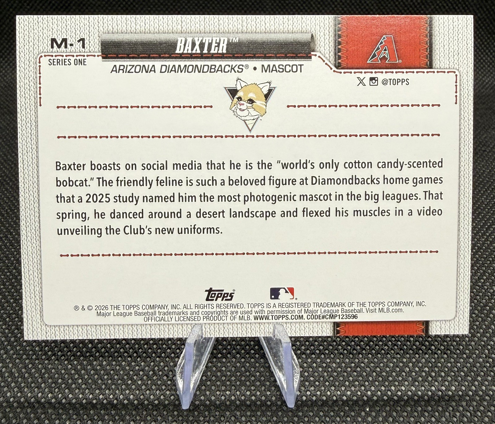 Topps – Mascots #M-1 Baxter 2026