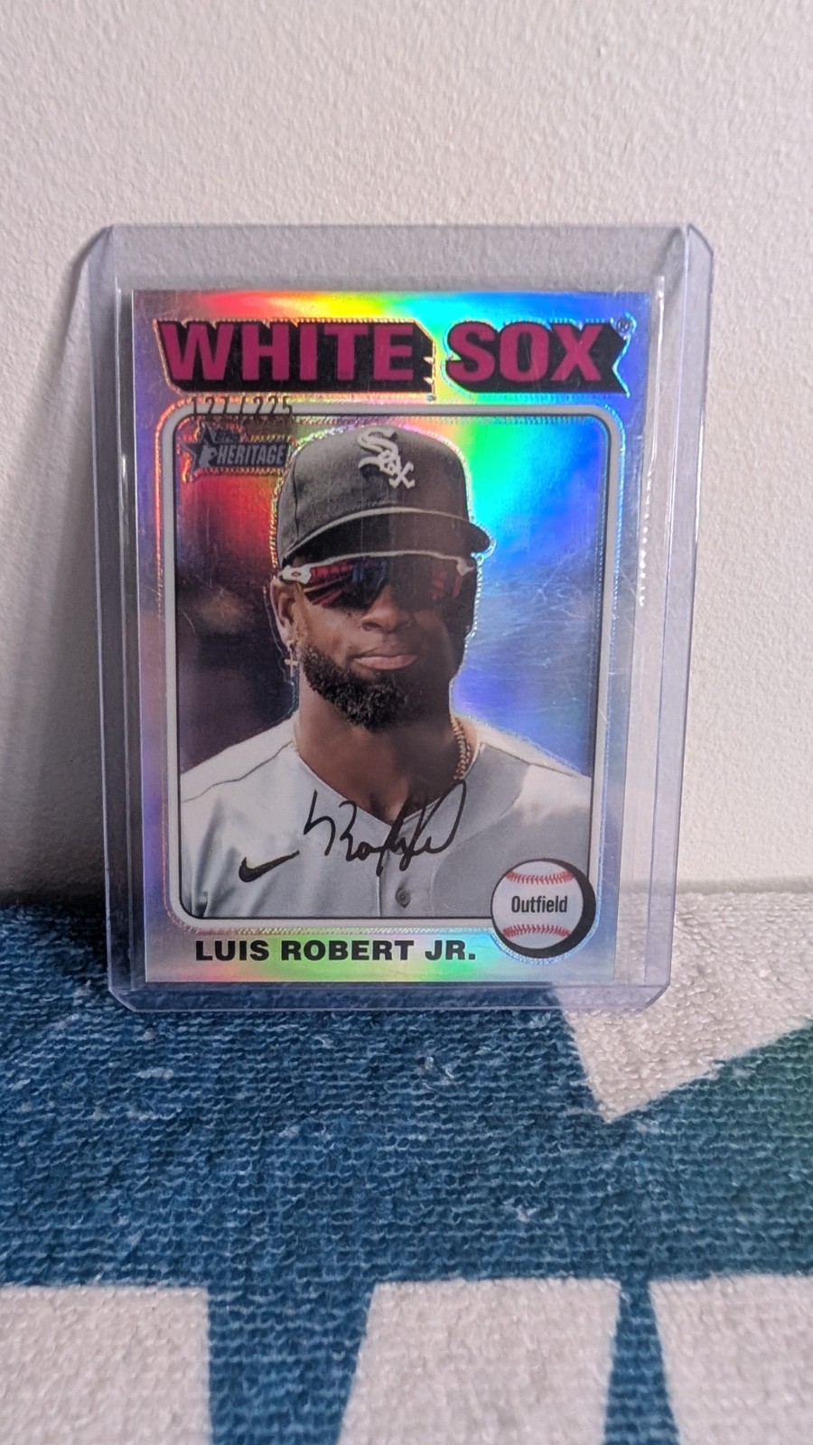 2024 Topps Heritage High Number – Luis Robert #487 Chrome Silver Border /225