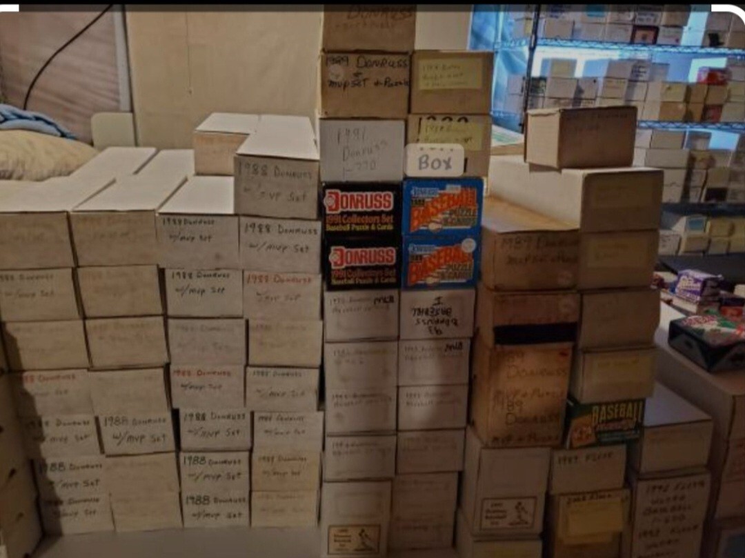 Sport Card Storage Unit Estate Vintage NBA Cards – BCW 300 COUNT BOX FULL OF NB