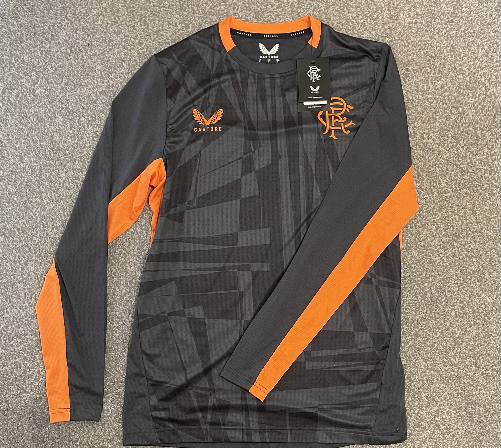 12 Glasgow Rangers Football Tops Collection VGC Some New Pro Versions Size M