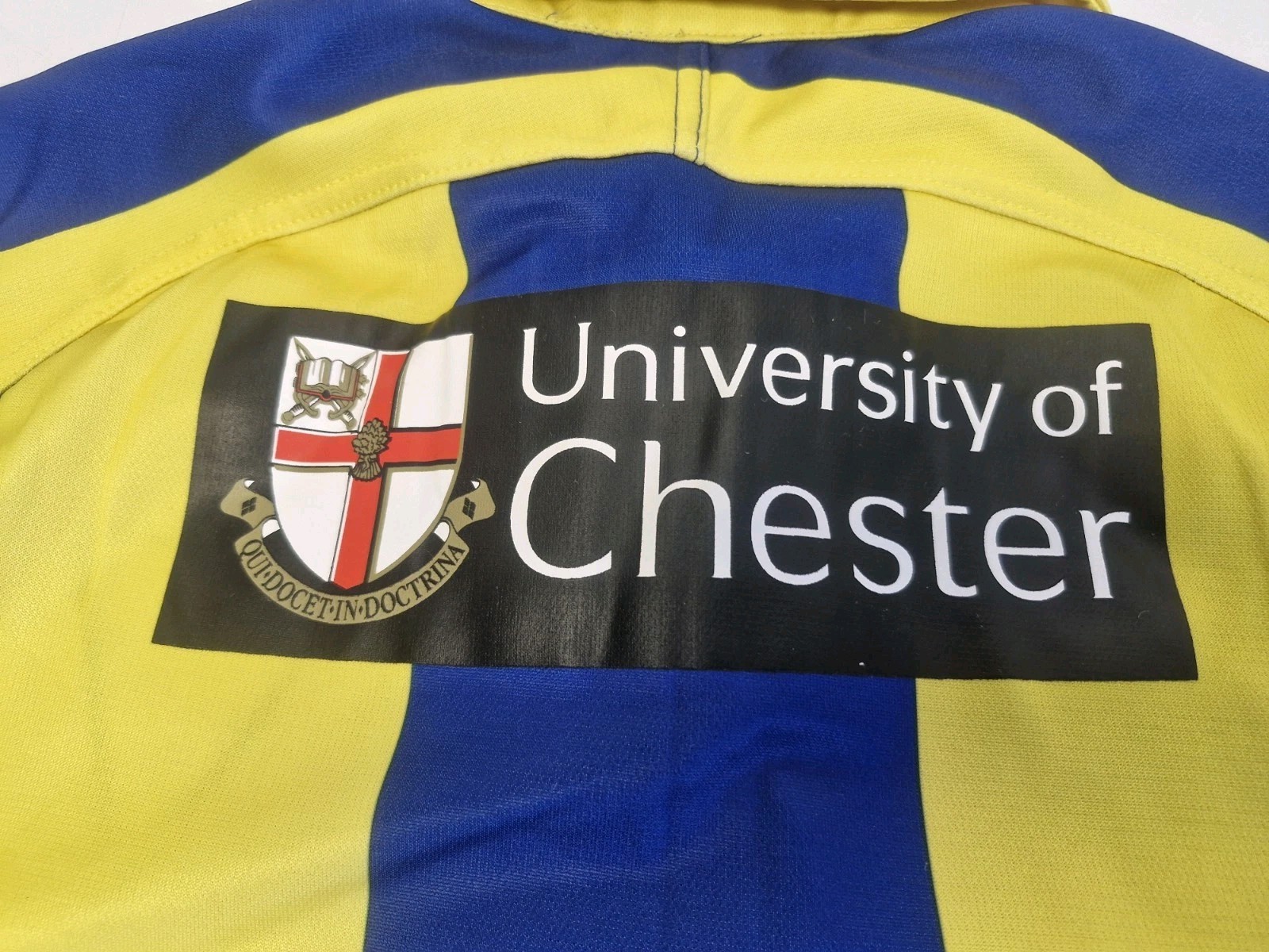 Warrington Wolves Rugby Shirt, Size M, ISC, Very Good Condition