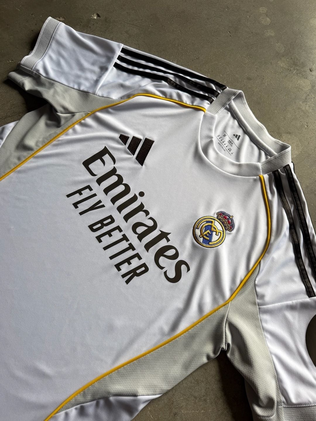 Adidas Real Madrid 2025-26 Home Soccer Jersey