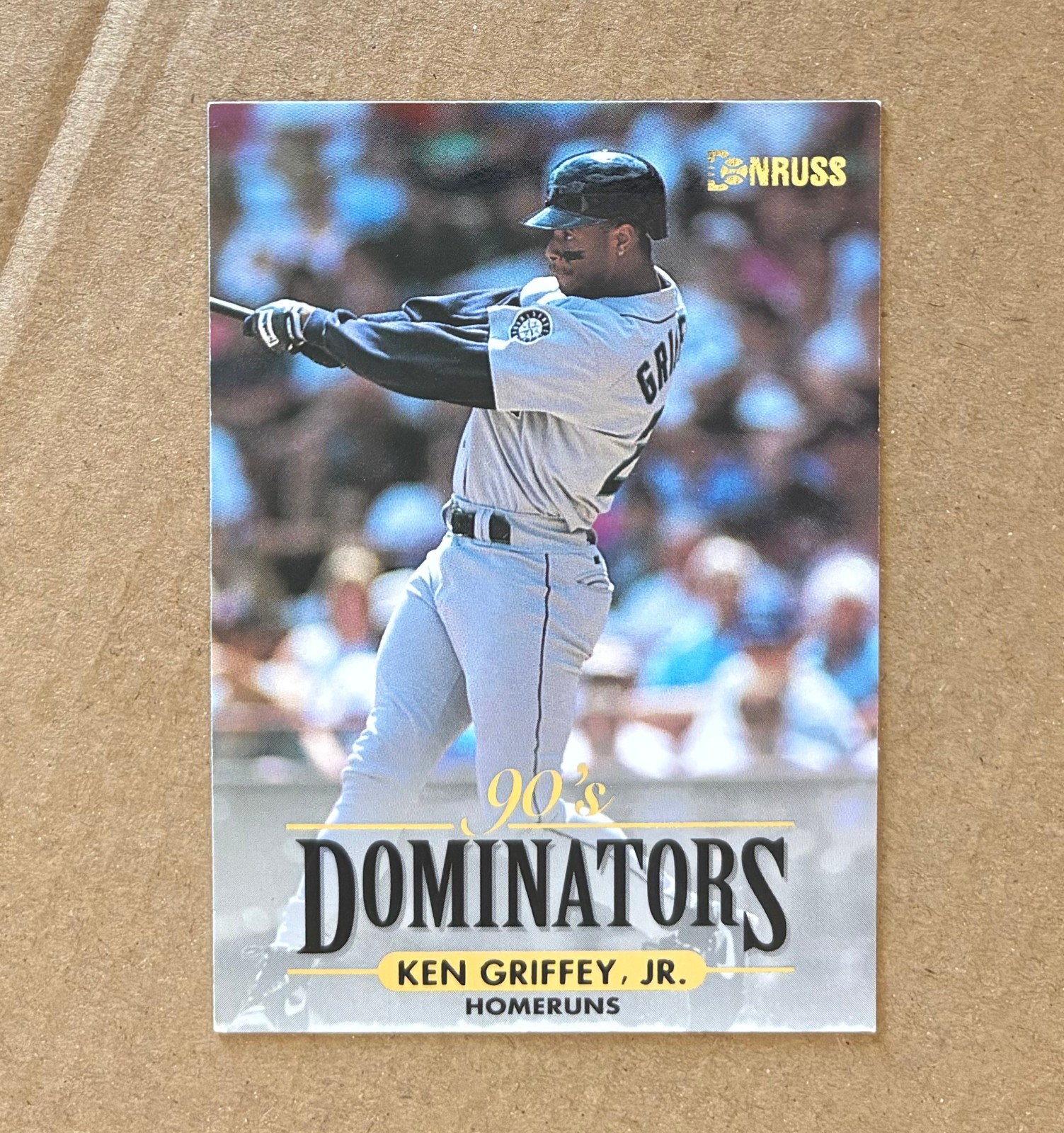 1994 Donruss Dominators – Ken Griffey – #9 – Seattle Mariners – NrMt