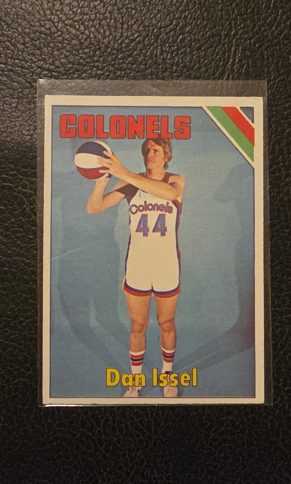 1975-76 Topps – Dan Issel #260