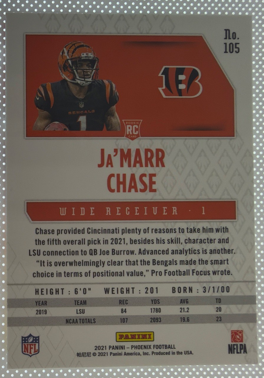 2021 Panini Phoenix – Ja’Marr Chase RC #105 – Fire Burst – Cincinnati Bengals