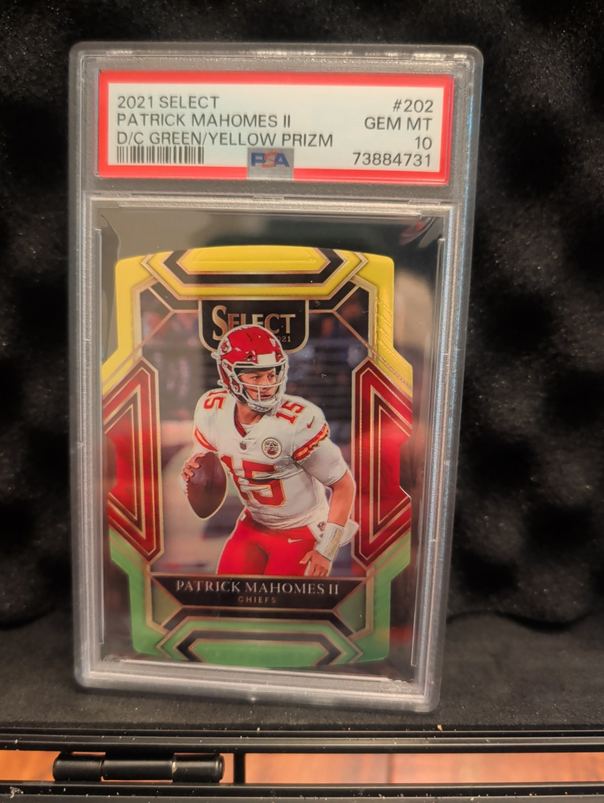 2021 Select Patrick Mahomes D/C Green/ Yellow Prizm #202 PSA 10👀