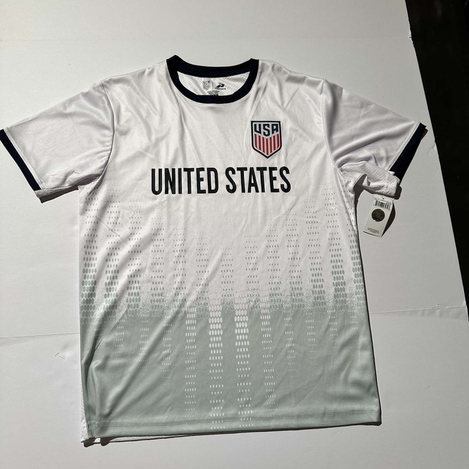 NEW! United States Soccer White Grey Gradient Jersey – Men’s Large