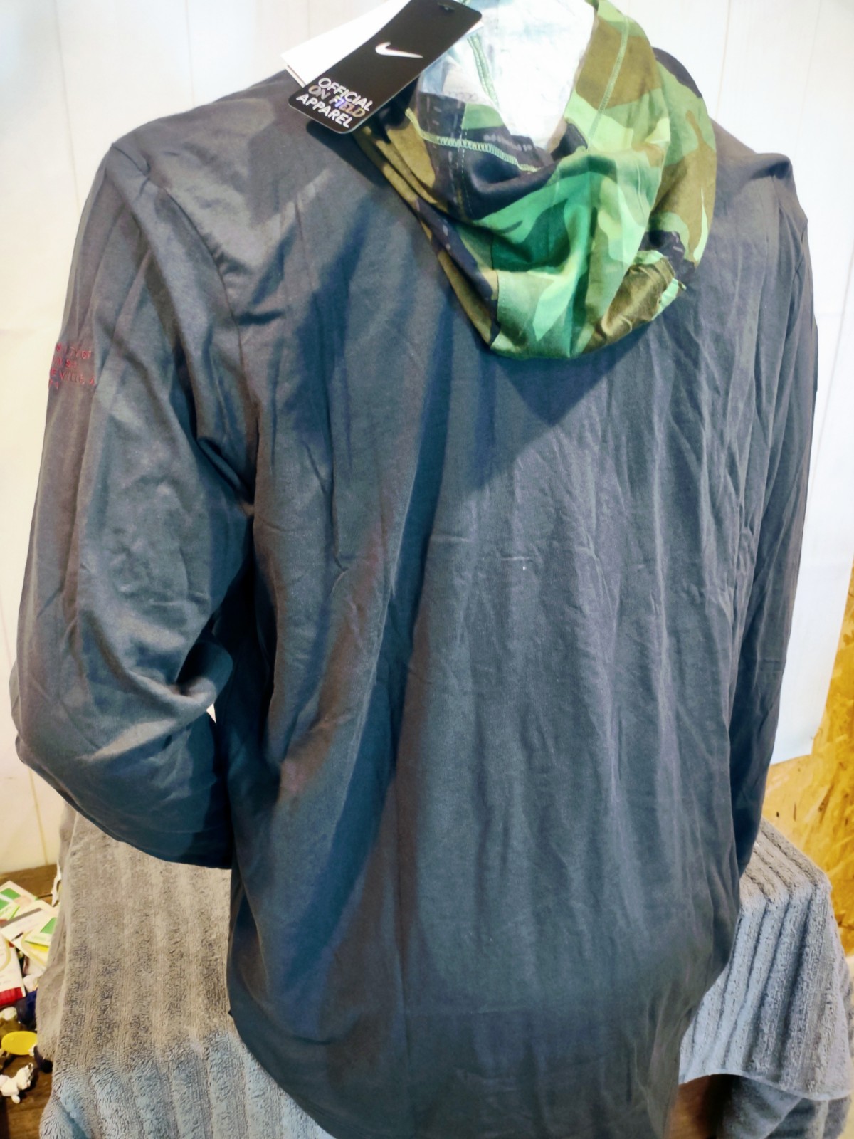 Nike Arkansas Razorbacks Dry Fit Shirt Mens XL Camouflage Hood Tusk Hog NEW 🐗🐗