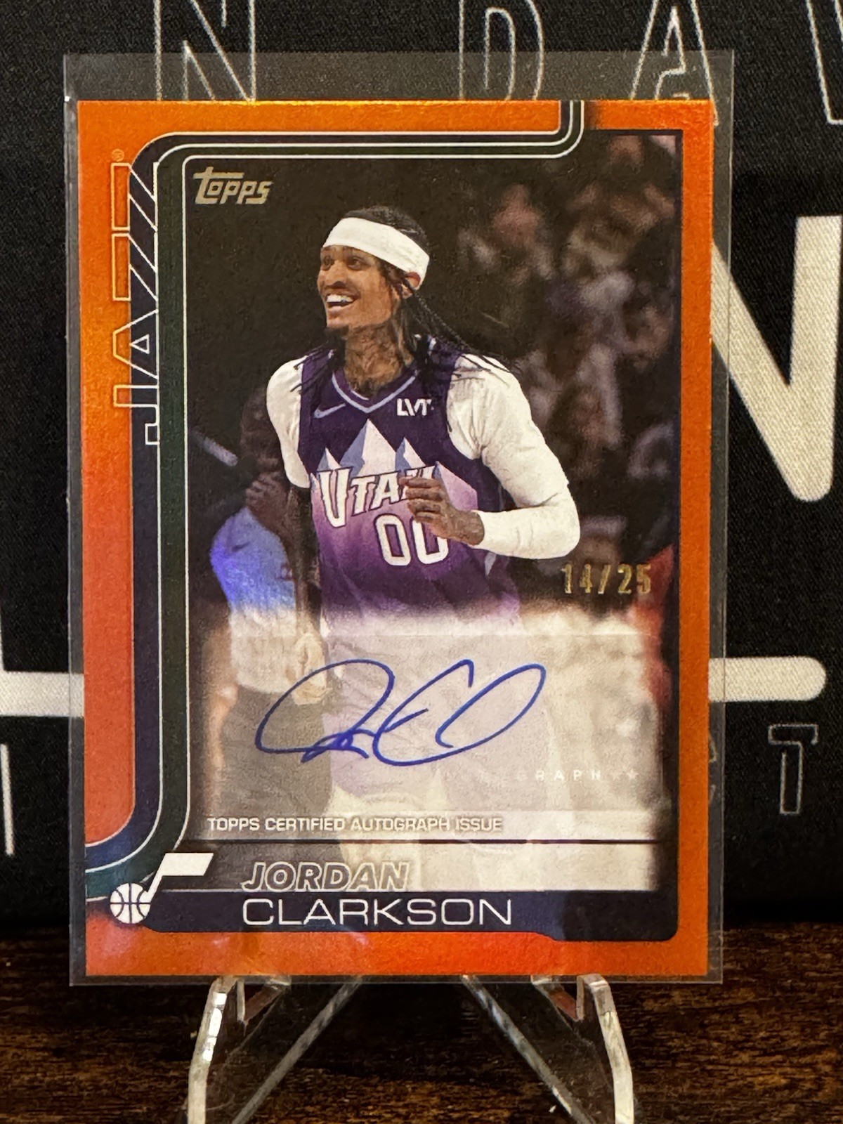 2025-26 Topps – Jordan Clarkson Real One Auto Orange Rainbow /25 Jazz