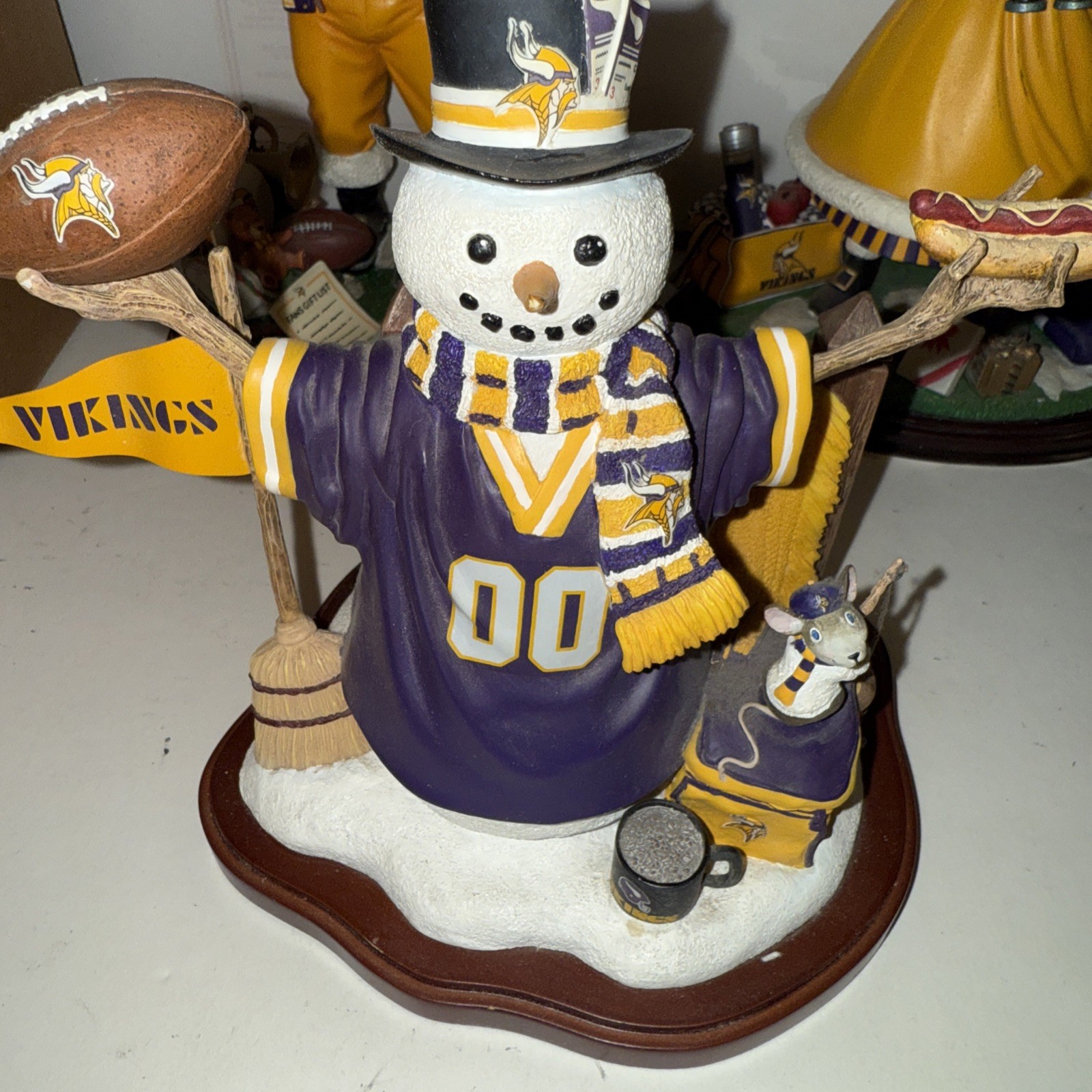 MINNESOTA VIKINGS NFL 2000 Danbury Mint Lot of 3 Santa Claus Mrs Claus Snowman
