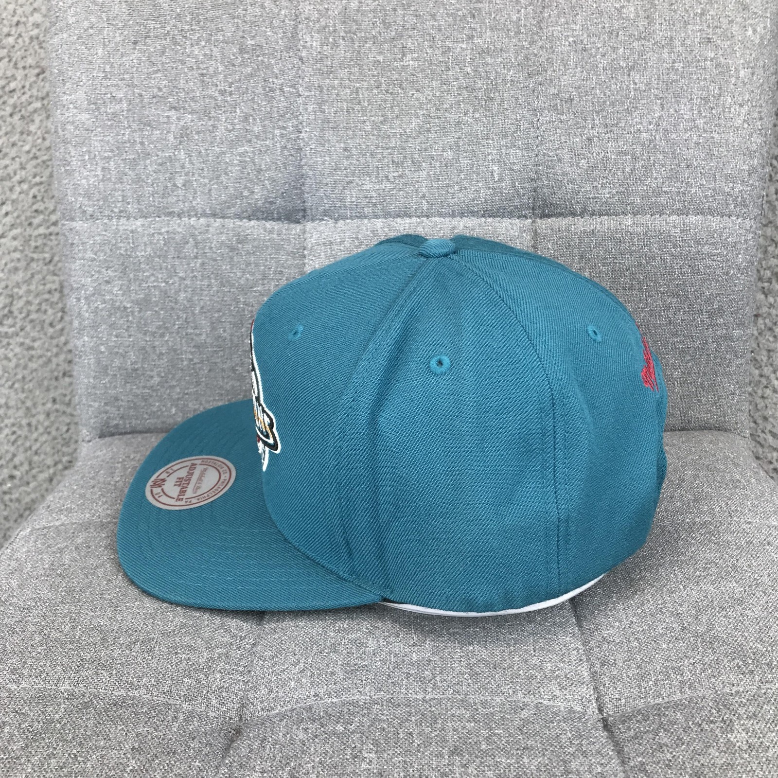 Detroit Pistons Hat Cap Snap Back One Size Blue NBA Basketball Mitchell & Ness