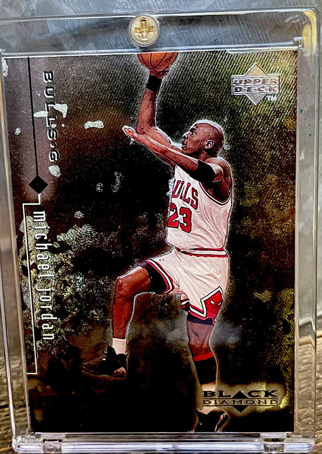 Michael Jordan Card Refractor RARE GOLD HOLO FOIL 90’s INSERT BULLS JERSEY #23