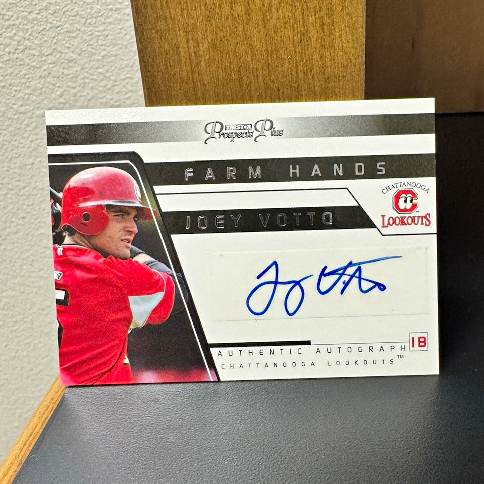 TRISTAR Prospects Plus 2006 Joey Votto Chattanooga Lookouts Farm Hands Auto FH48