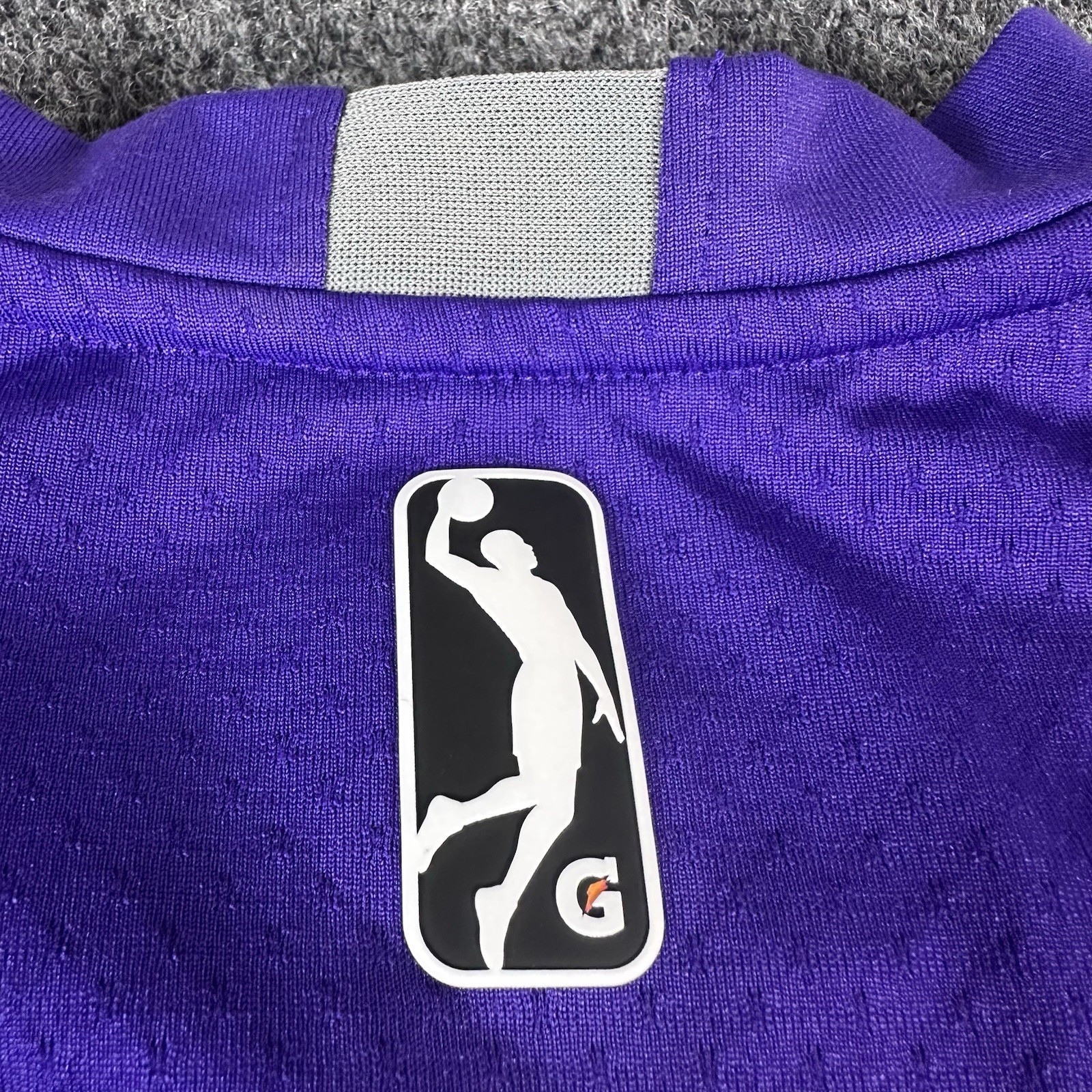 Nike Stockton Kings Team Issued Player Shirt Medium M Purple Long Sleeve