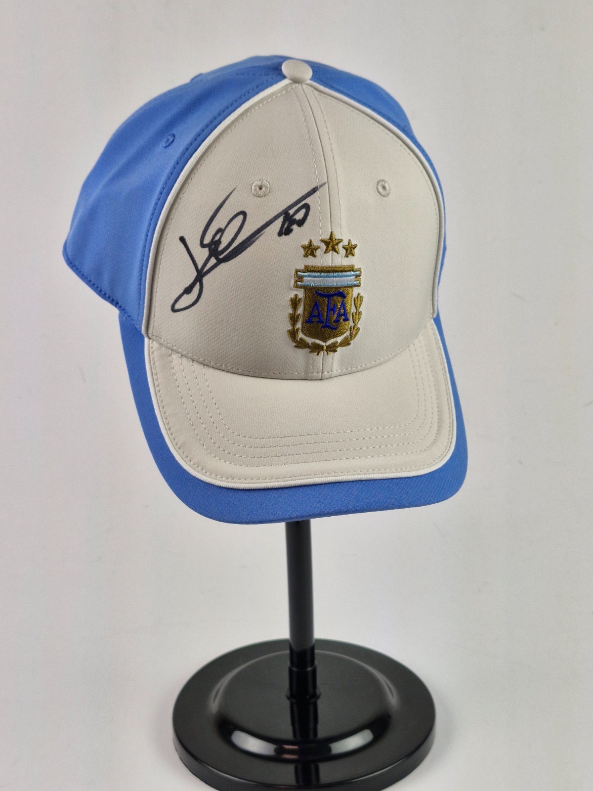 Lionel Messi Argentina cap AFA Hand Signed W/COA with base Free shipping