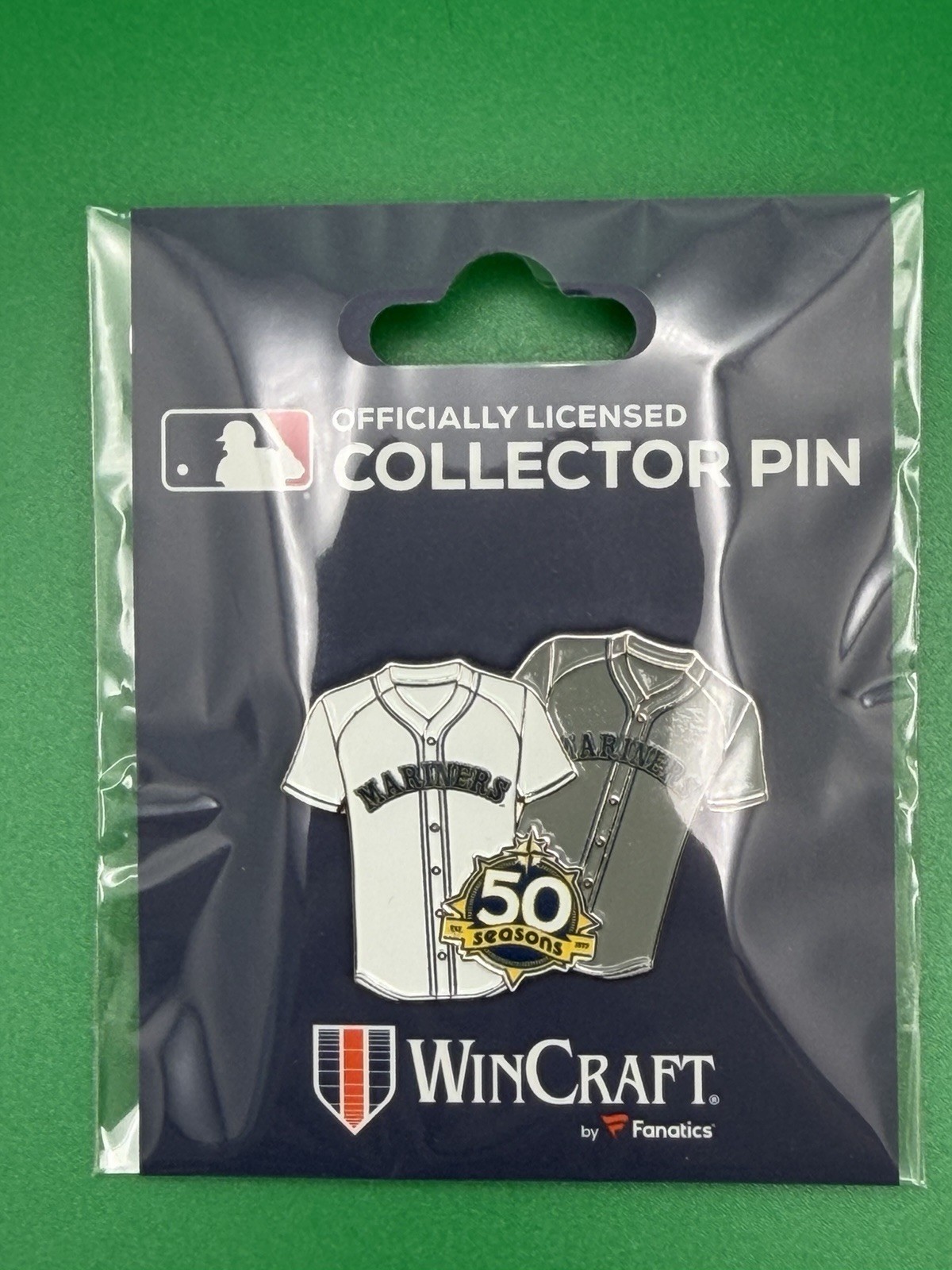 Seattle Mariners – Monthly Collection Pin (3/6) – June Theme 50 Seasons – NEW