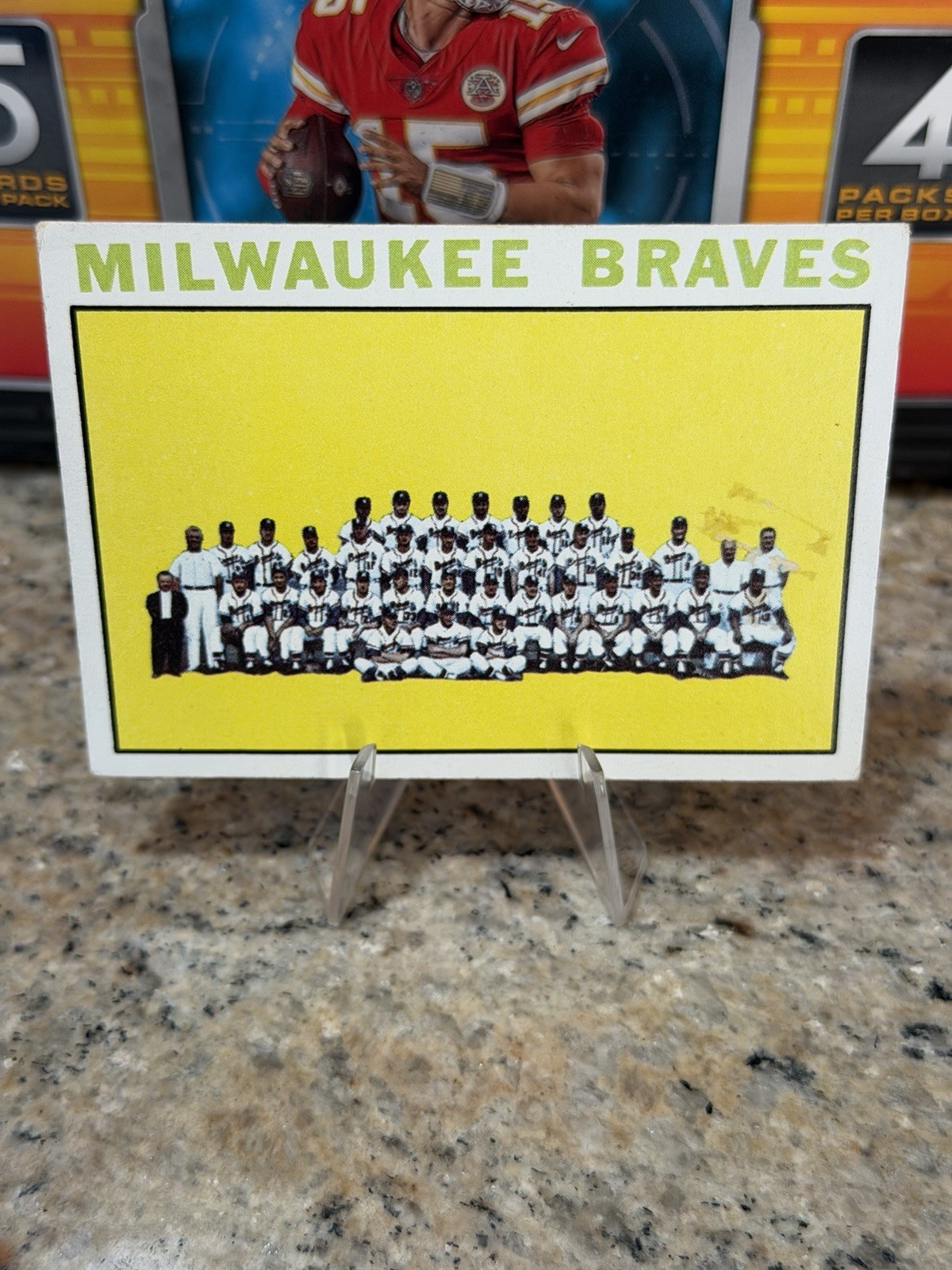 1964 Topps Set Break Milwaukee Braves Team #132 – Hank Aaron/W. Spahn Low Grade