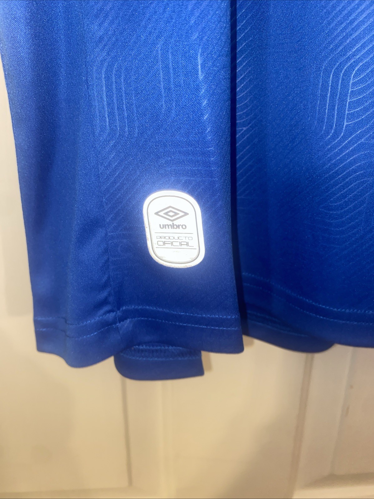 NWT Umbro El Salvador National Team Soccer Jersey White Blue Mens Small