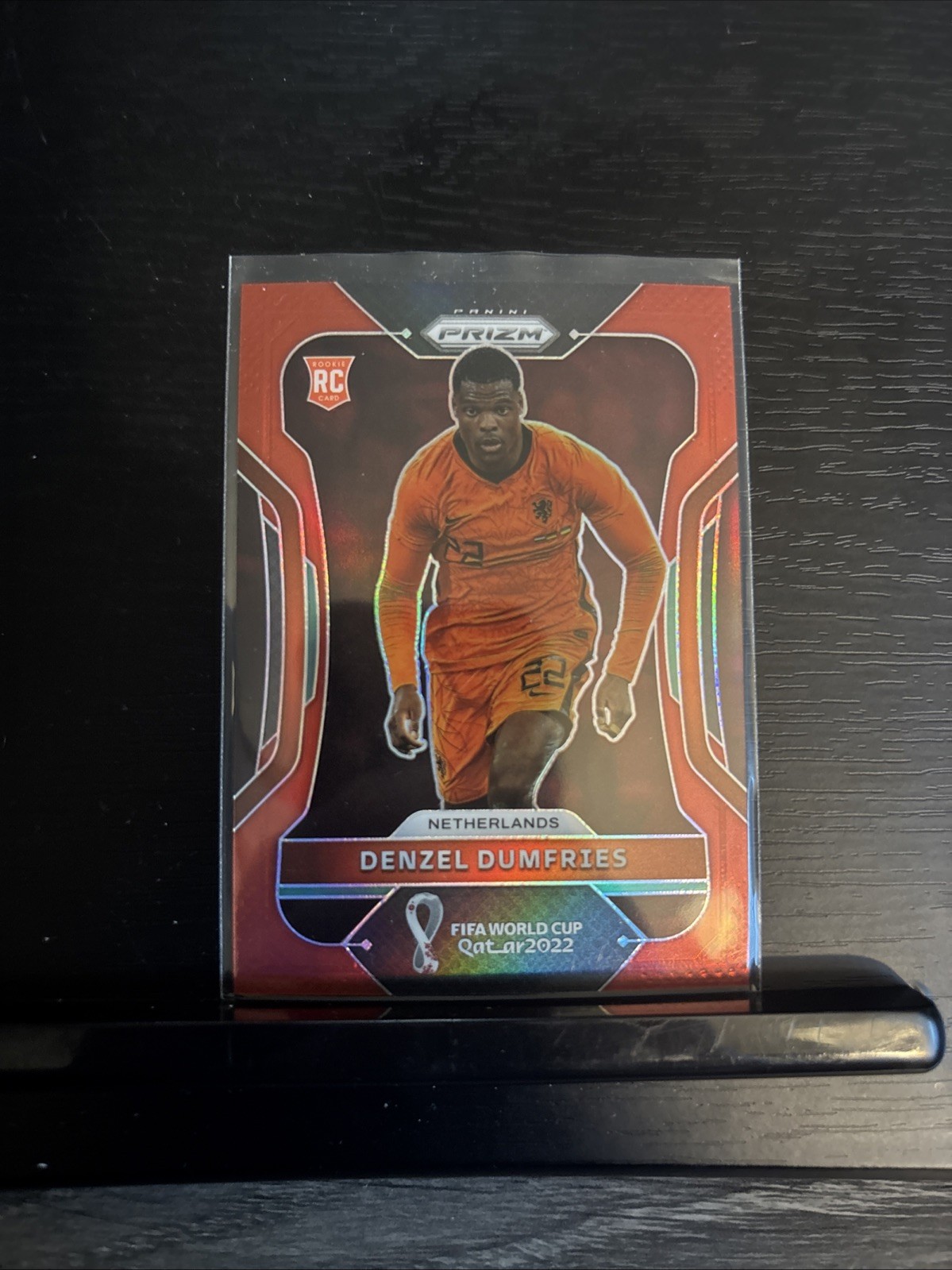 2022 Panini Prizm World Cup Qatar Red Prizm /399 Denzel Dumfries #154