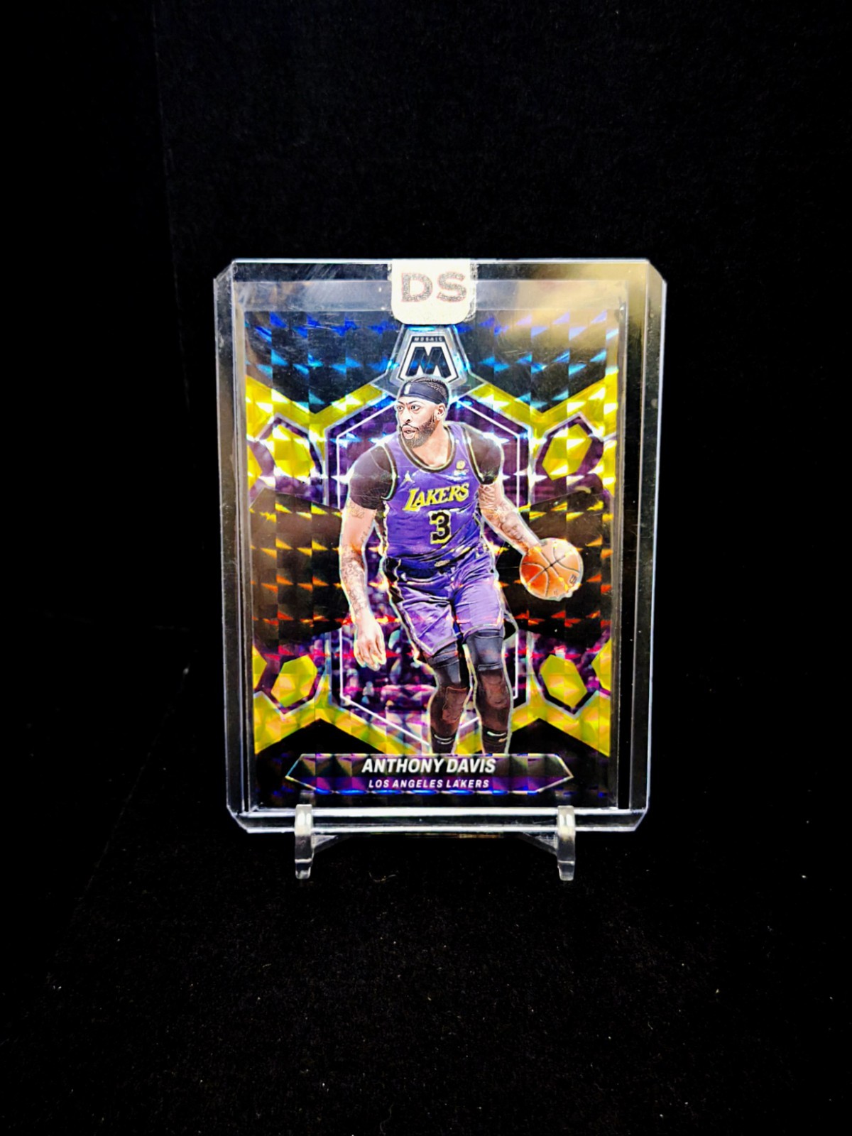 2023-24 Panini Mosaic – Anthony Davis #73 Choice Black Gold Prizm 5/8 SSP🔥