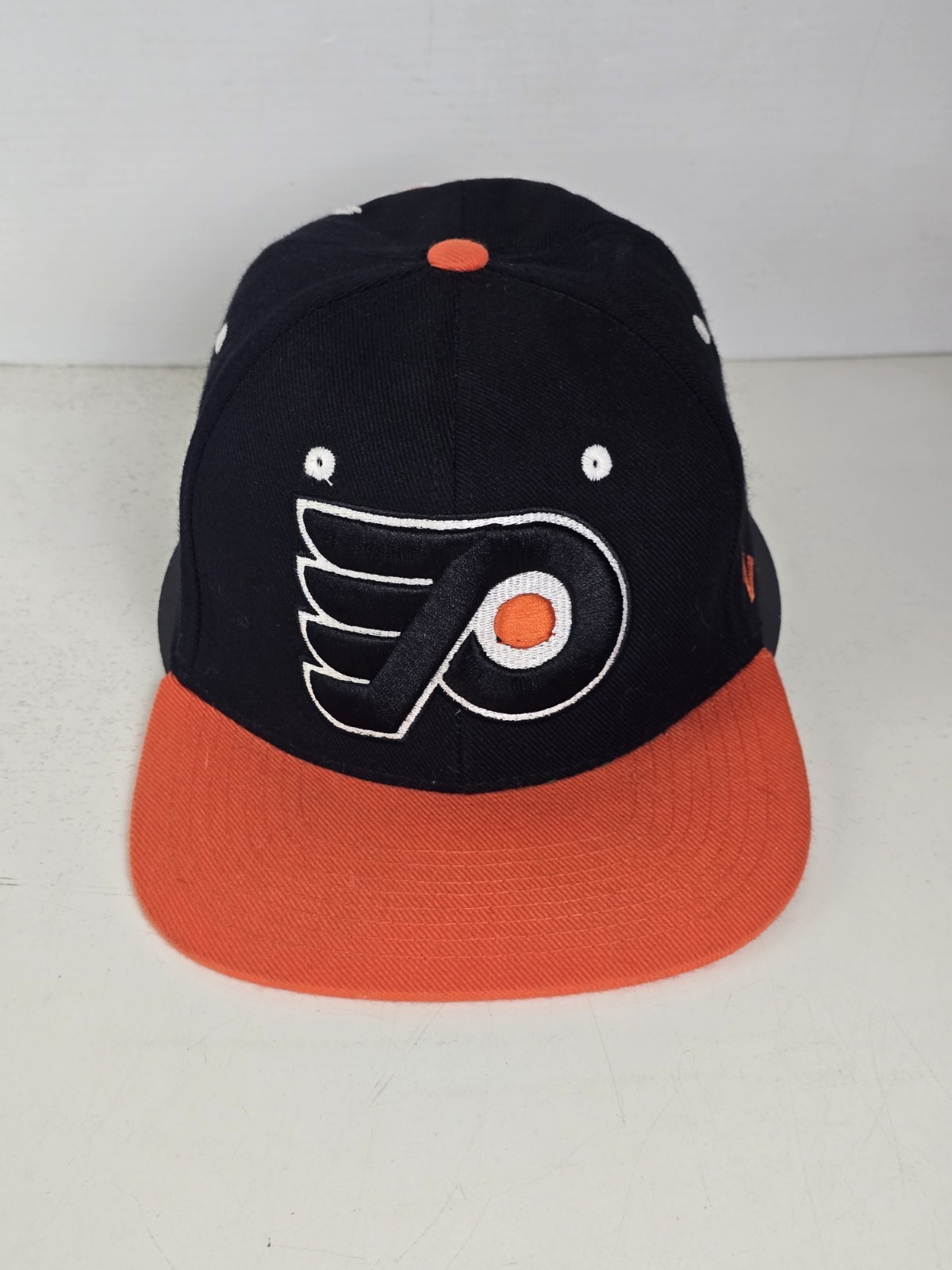 Philadelphia Flyers Zepher Snapback adjustable NHL cap / hat Orange / Black