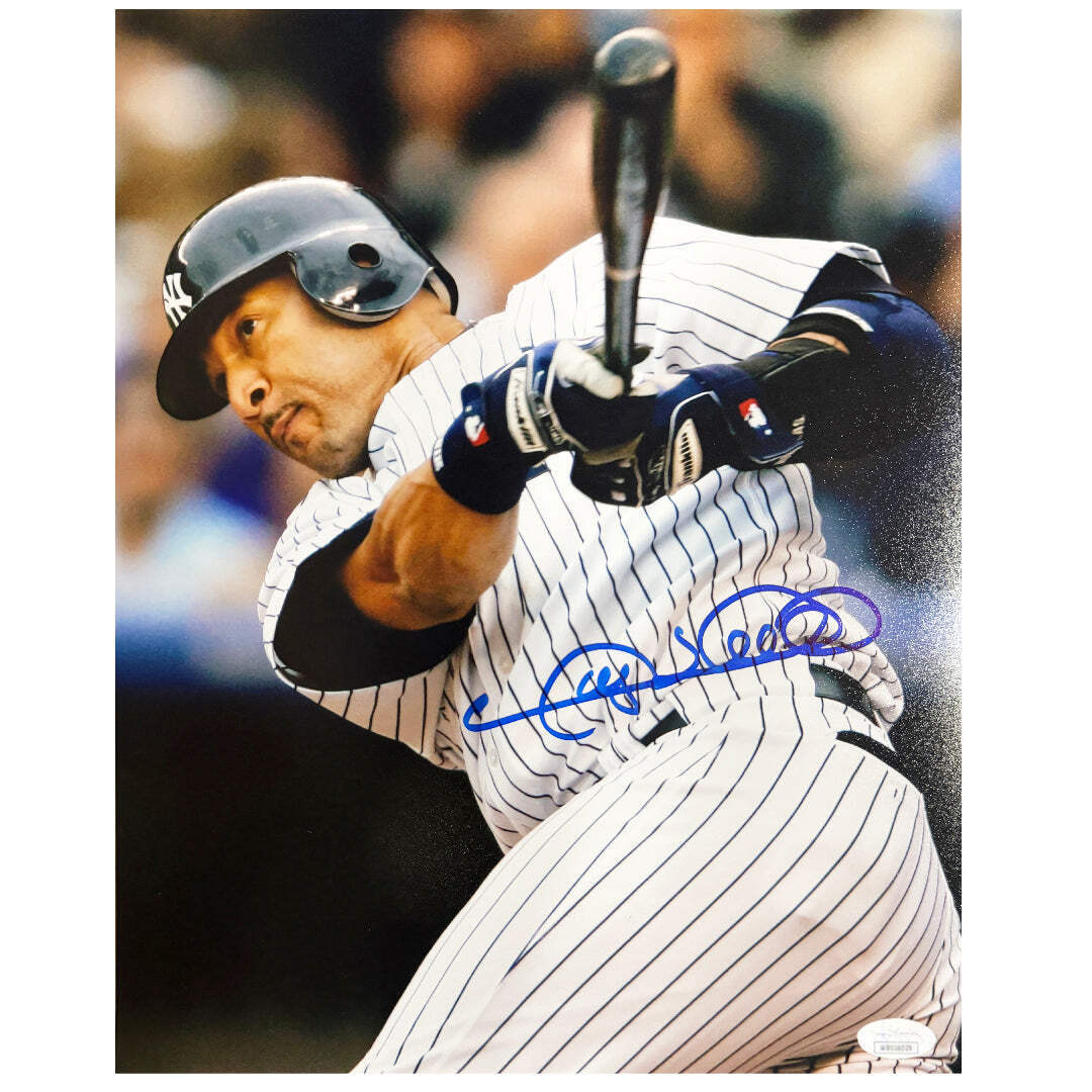 Gary Sheffield Signed New York Pose 1 Baseball 8×10 Photo (JSA)