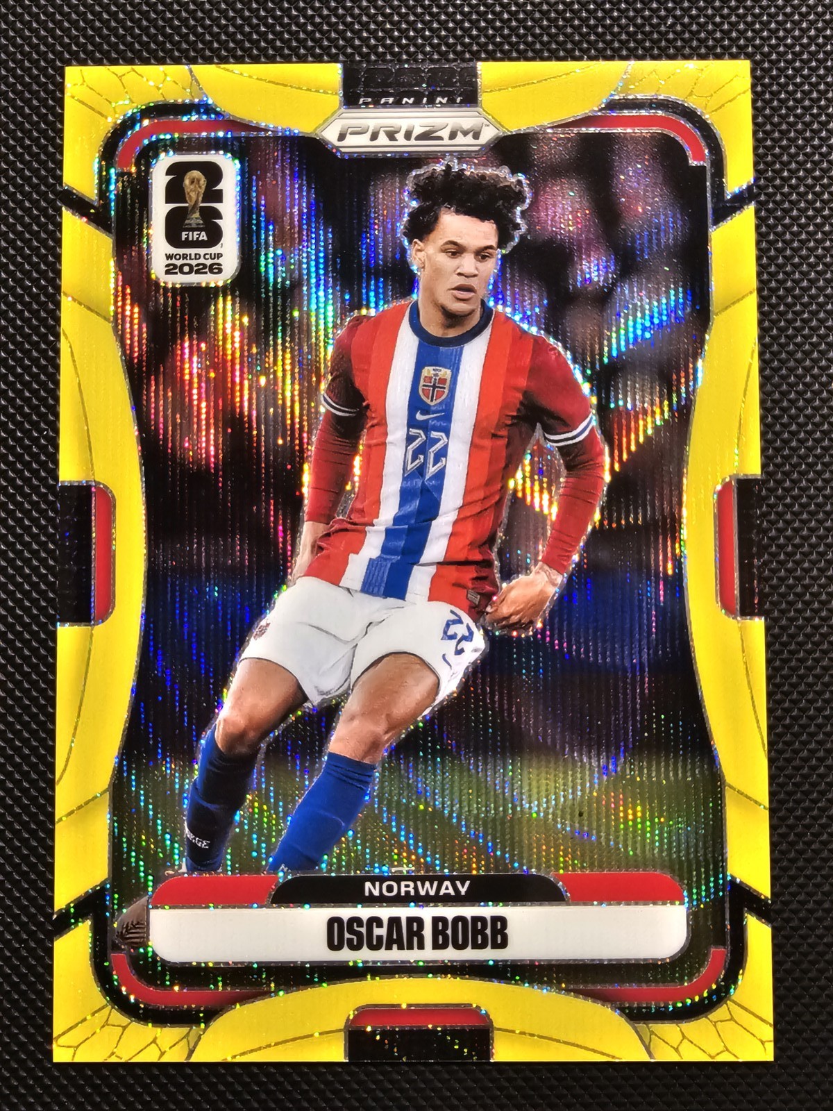 2026 Panini Prizm FIFA #329 Oscar Bobb Fluorescent Yellow Wave Prizms #/180