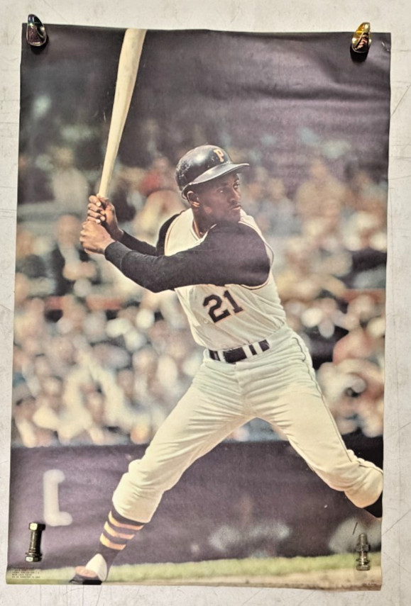 VTG 1968 Roberto Clemente 36×24 Poster Pittsburg Pirates #21 SPORTS Illustrated