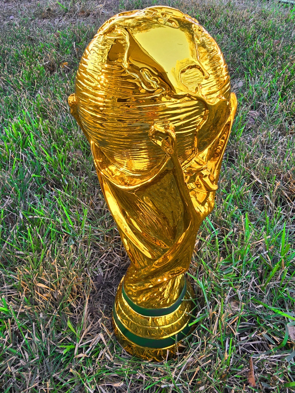 LAST ONE!!– FIFA World Cup 2026 Trophy Replica 36CM/14.17IN Awesome Cup New