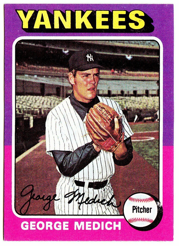1975 TOPPS MINIS #426 DOC MEDICH New York Yankees Baseball Card