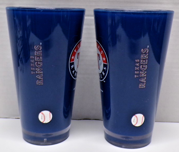 2 Pack 2002 MLB Ranger Insulated 20 Oz. Plastic Pint Cups