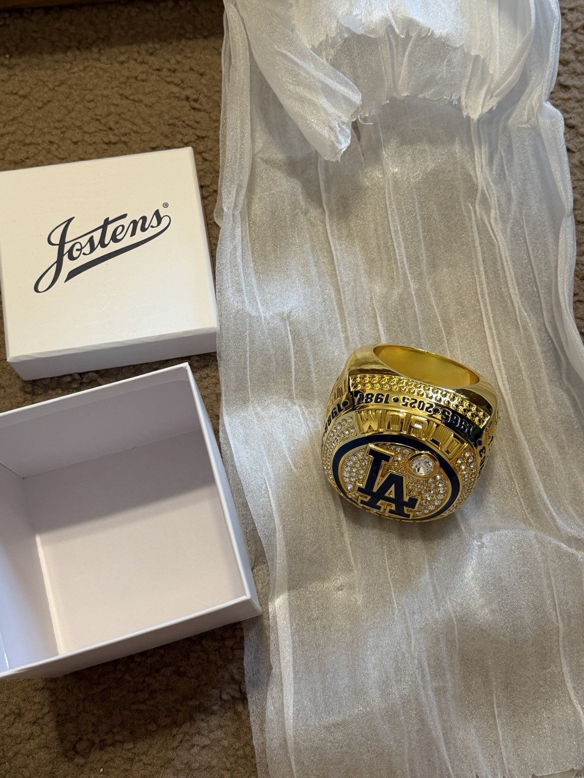 2025 LA Dodgers World Series Champion Ring Paperweight – New In Box