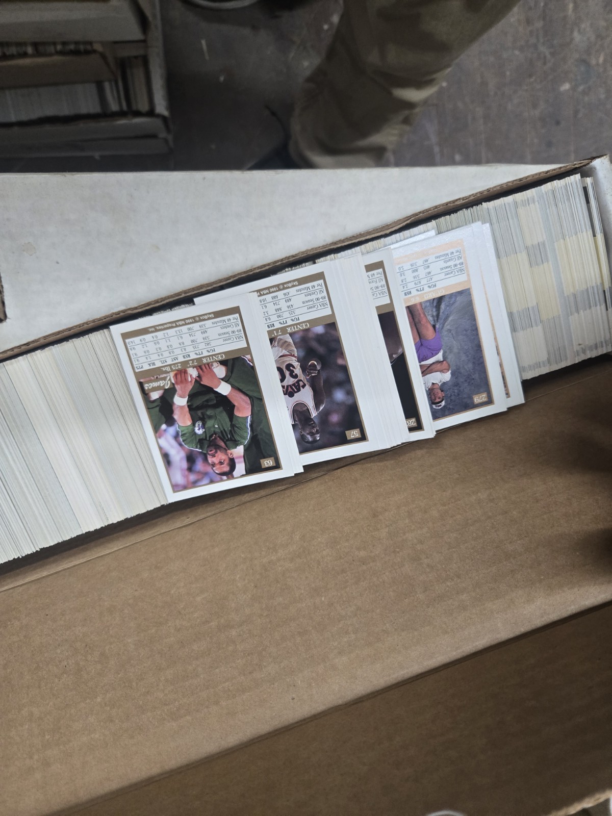ULTIMATE Mix SPORTS CARD TREASURE BOX 4,000-5,000+ CARDS NFL,MLB,NBA Variety LOT