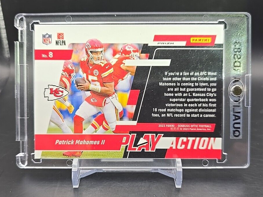 PATRICK MAHOMES RAINBOW HOLO FOIL INSERT CARD WITH CASE NFL KANSAS CITY CHIEFS