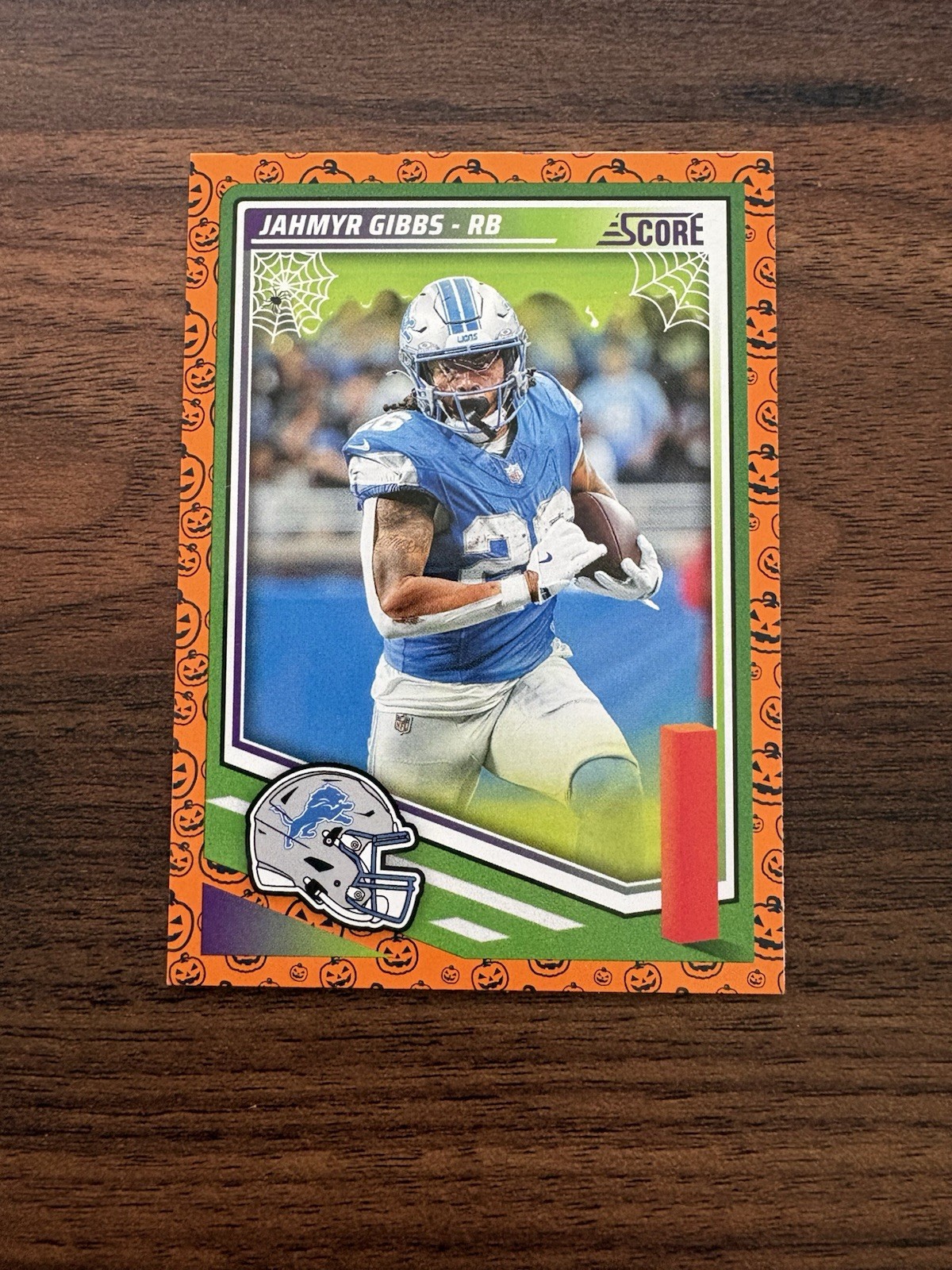 2025 Score-A-Treat #33 Jahmyr Gibbs Orange Pumpkins NM