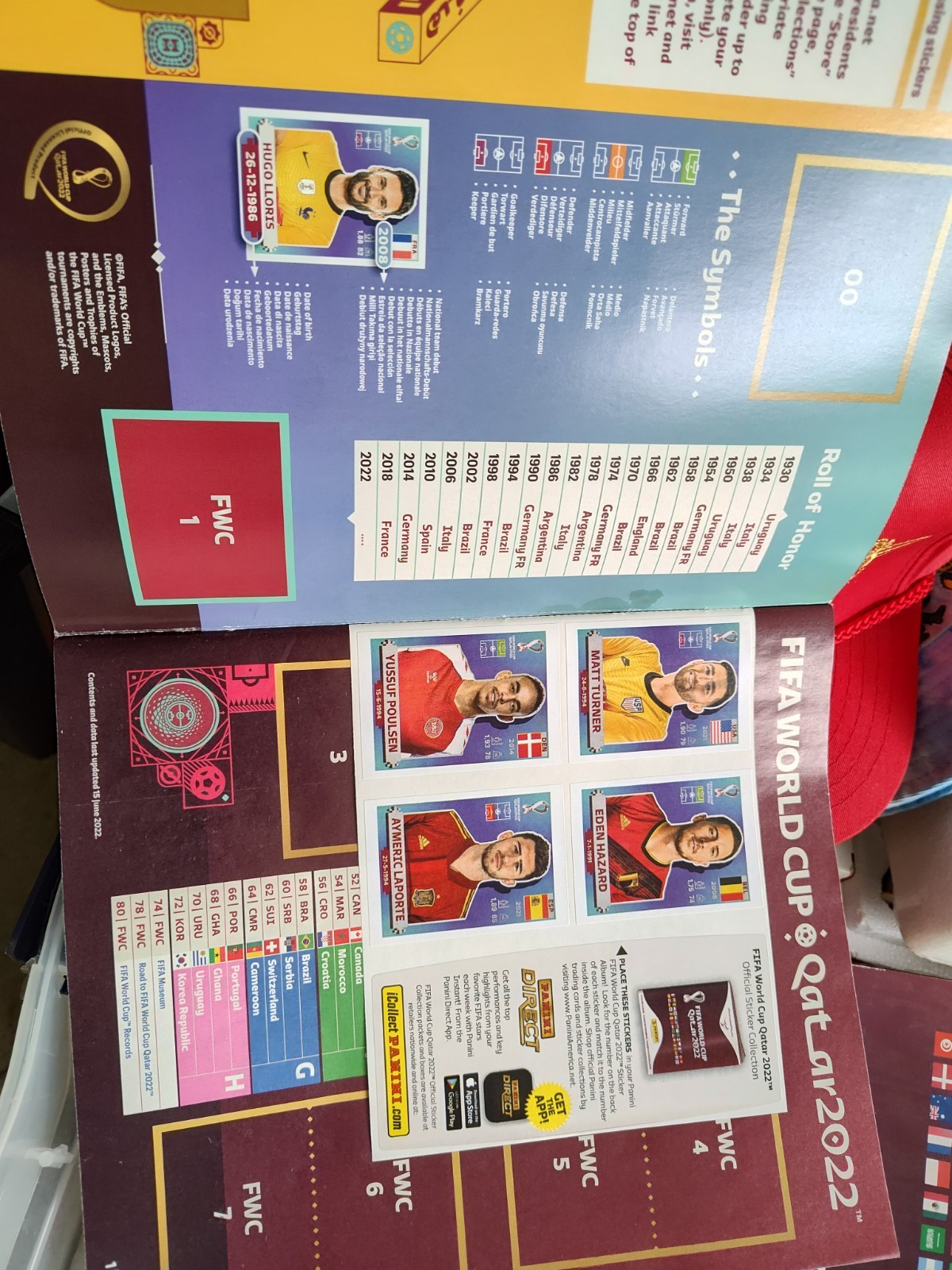 2022 PANINI FIFA World Cup Qatar SOCCER SOFTCOVER Album EMPTY + 10 STICKERS L@@K