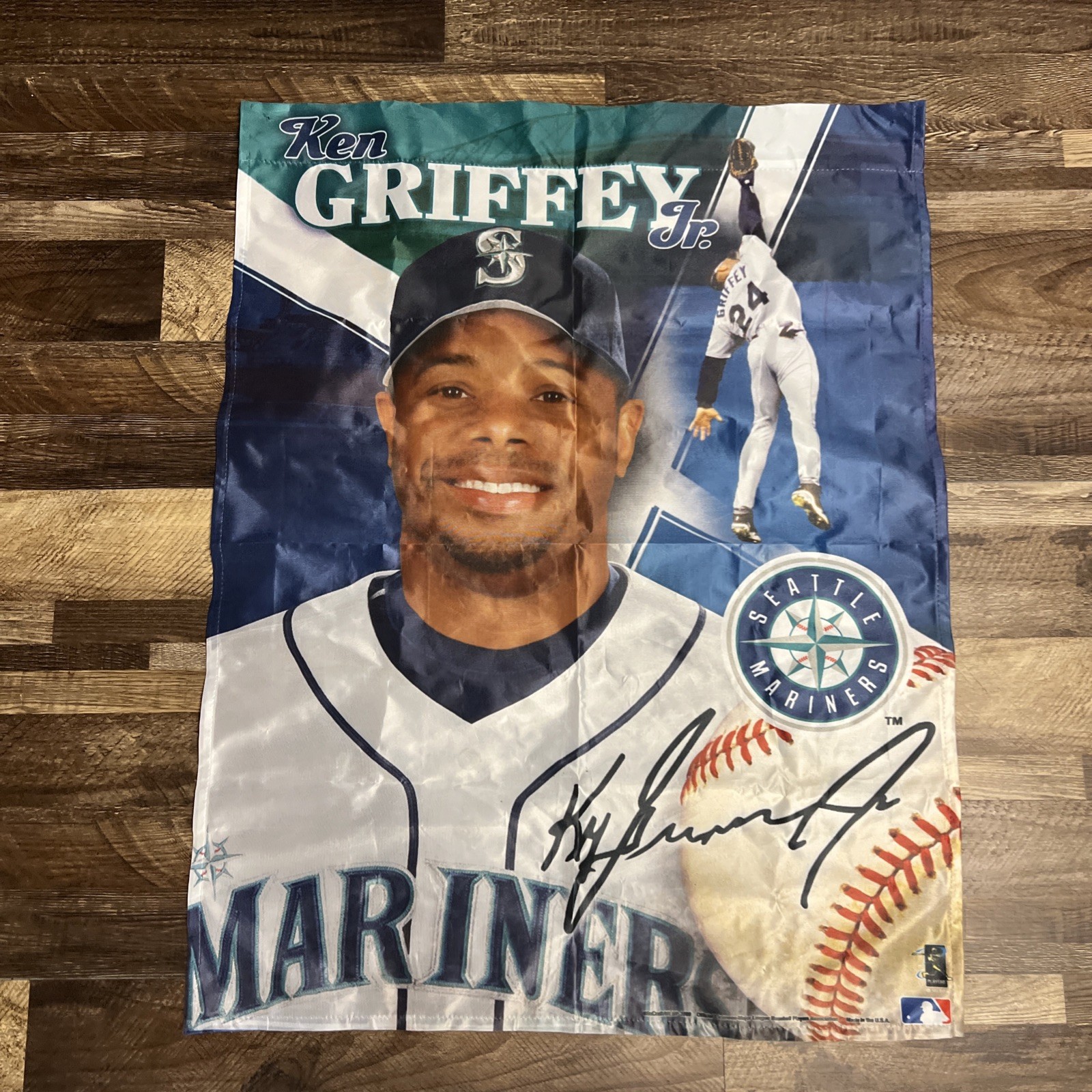Rare 2009 Ken Griffey Jr Return To Seattle Mariners Flag 25×27
