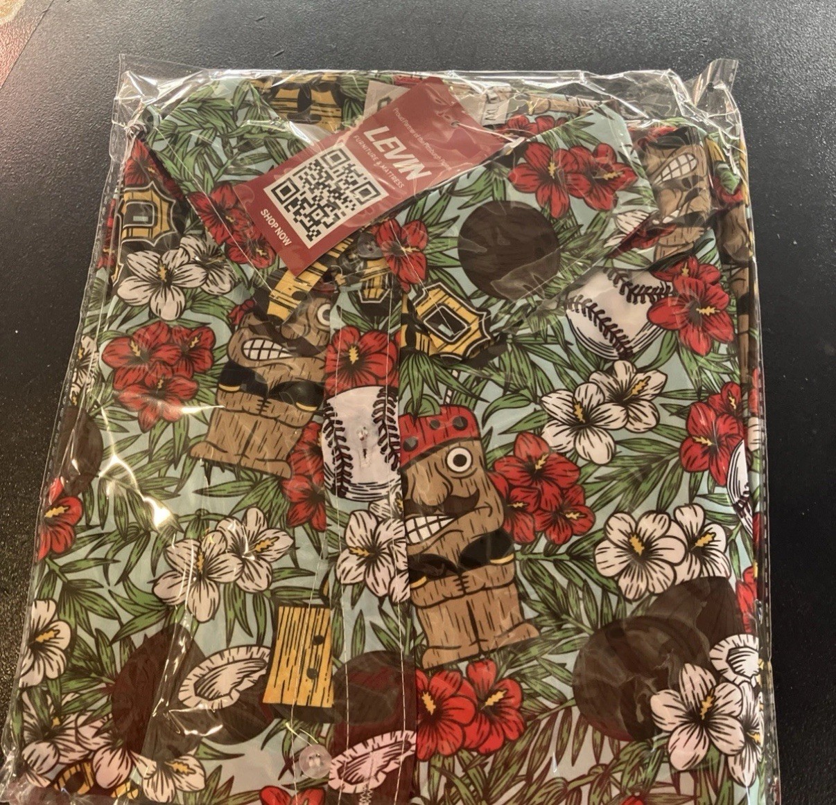 Pittsburgh Pirates Hawaiian Shirt Adult XL 6/13/26 NEW