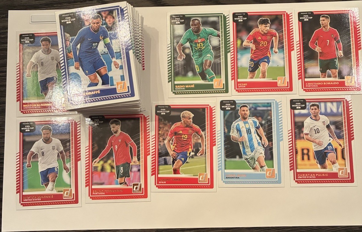2026 ROAD TO WORLD CUP CHOOSE YOUR BASE CARD COMPLETE YOUR SET DONRUSS PANINI 25