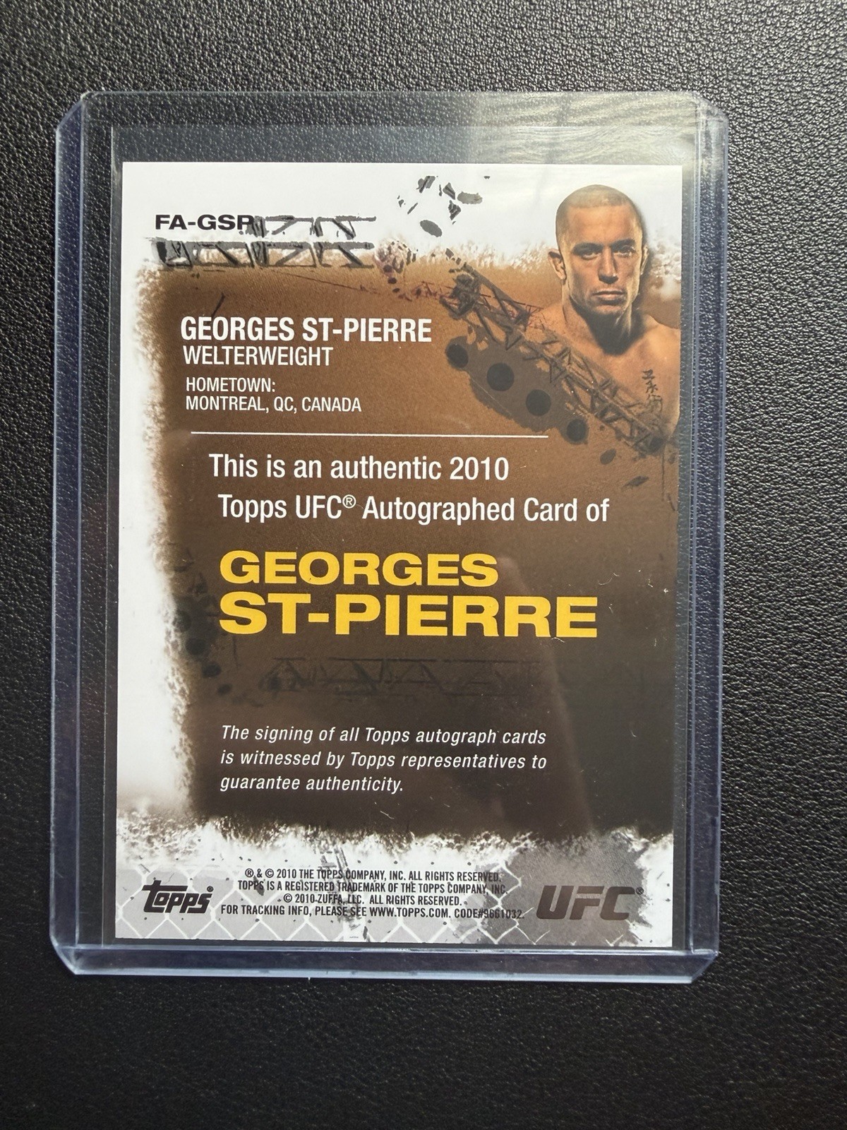 2010 Topps UFC Series 4 – Fighter Autographs Georges St-Pierre #FA-GSP (AU)