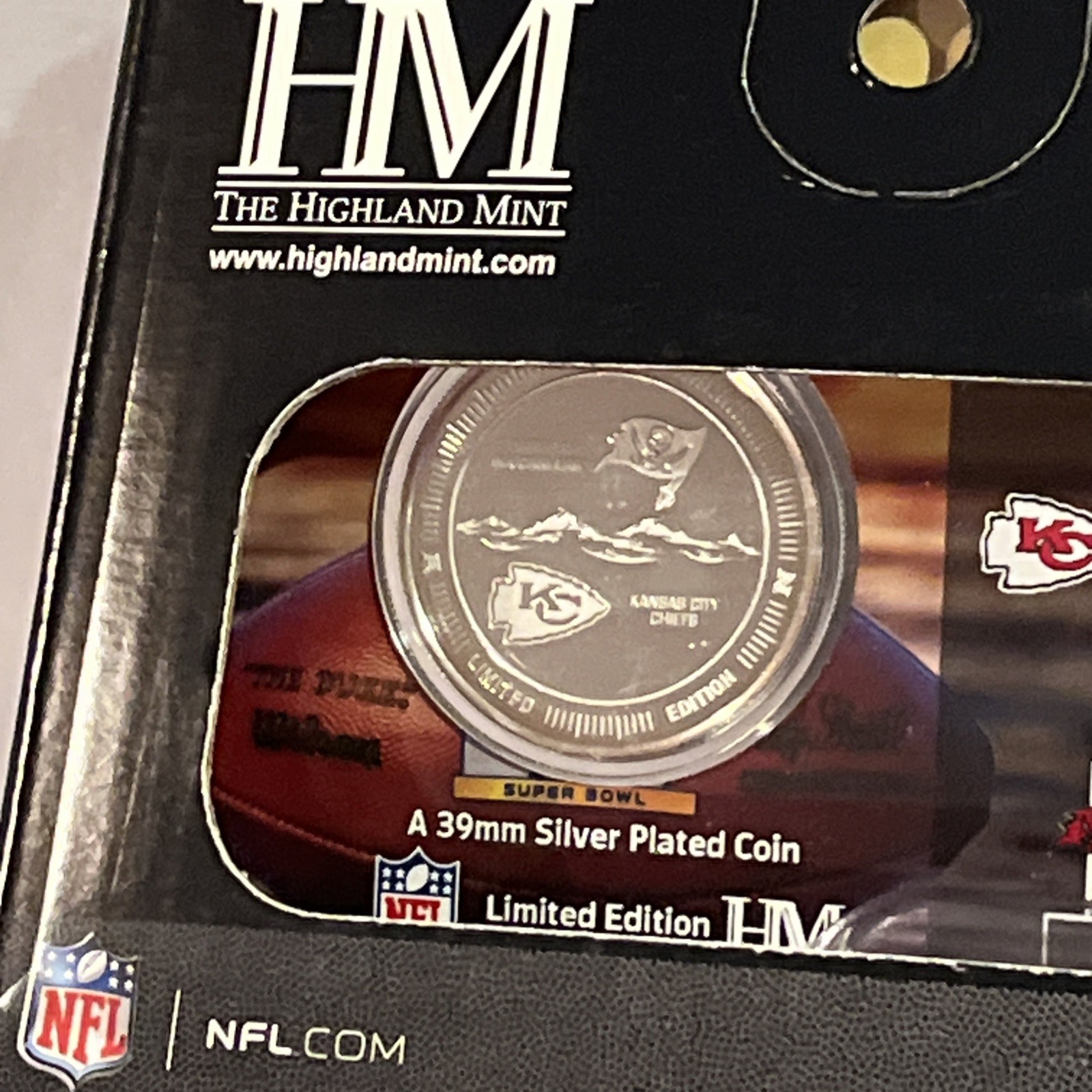 Highland Mint Super Bowl LV Chiefs VS Buccaneers Commemerative Coin Orig Pkg!!