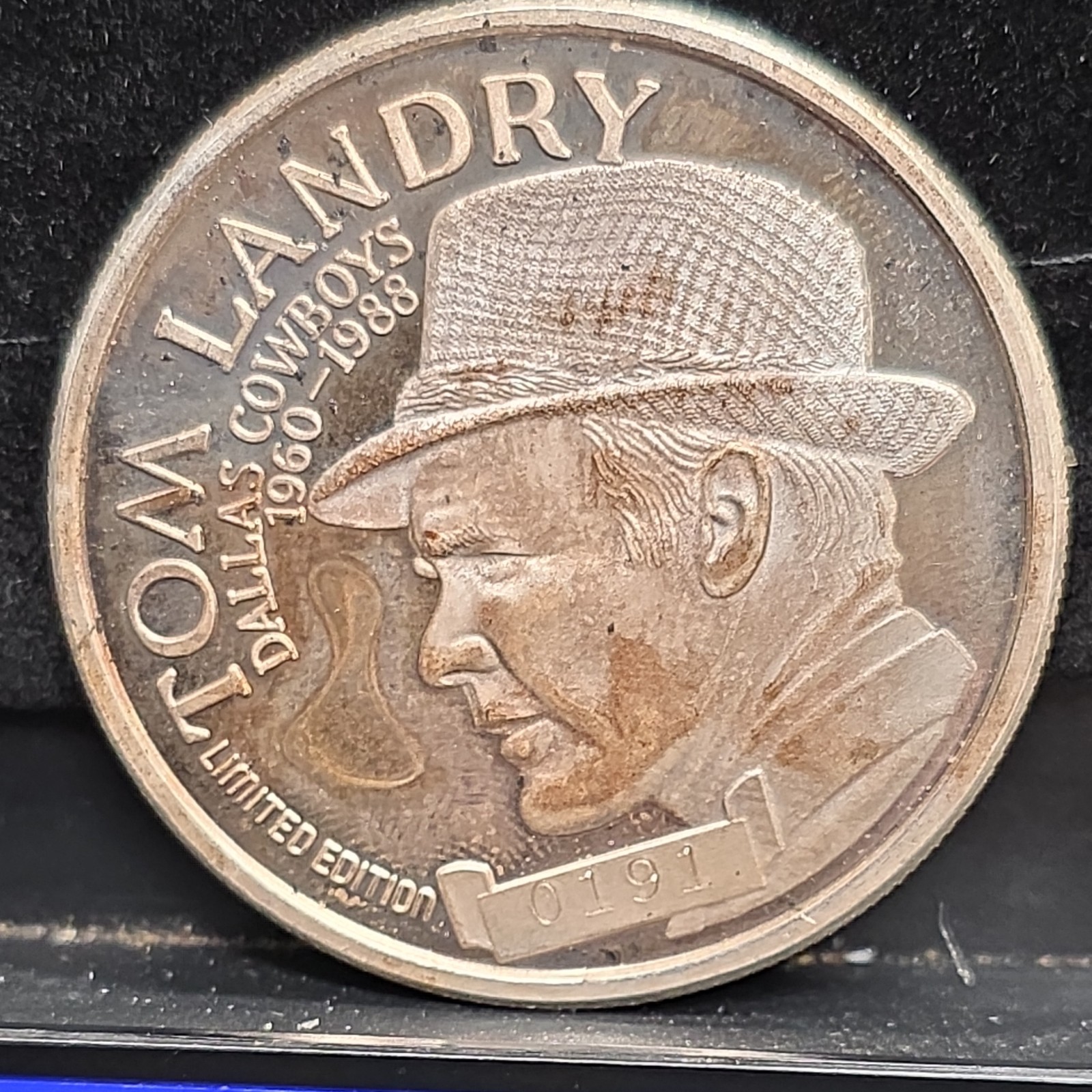 Tom Landry Dallas Cowboys Super Bowl XXVI Champions 1991 .999 Fine Silver Coin