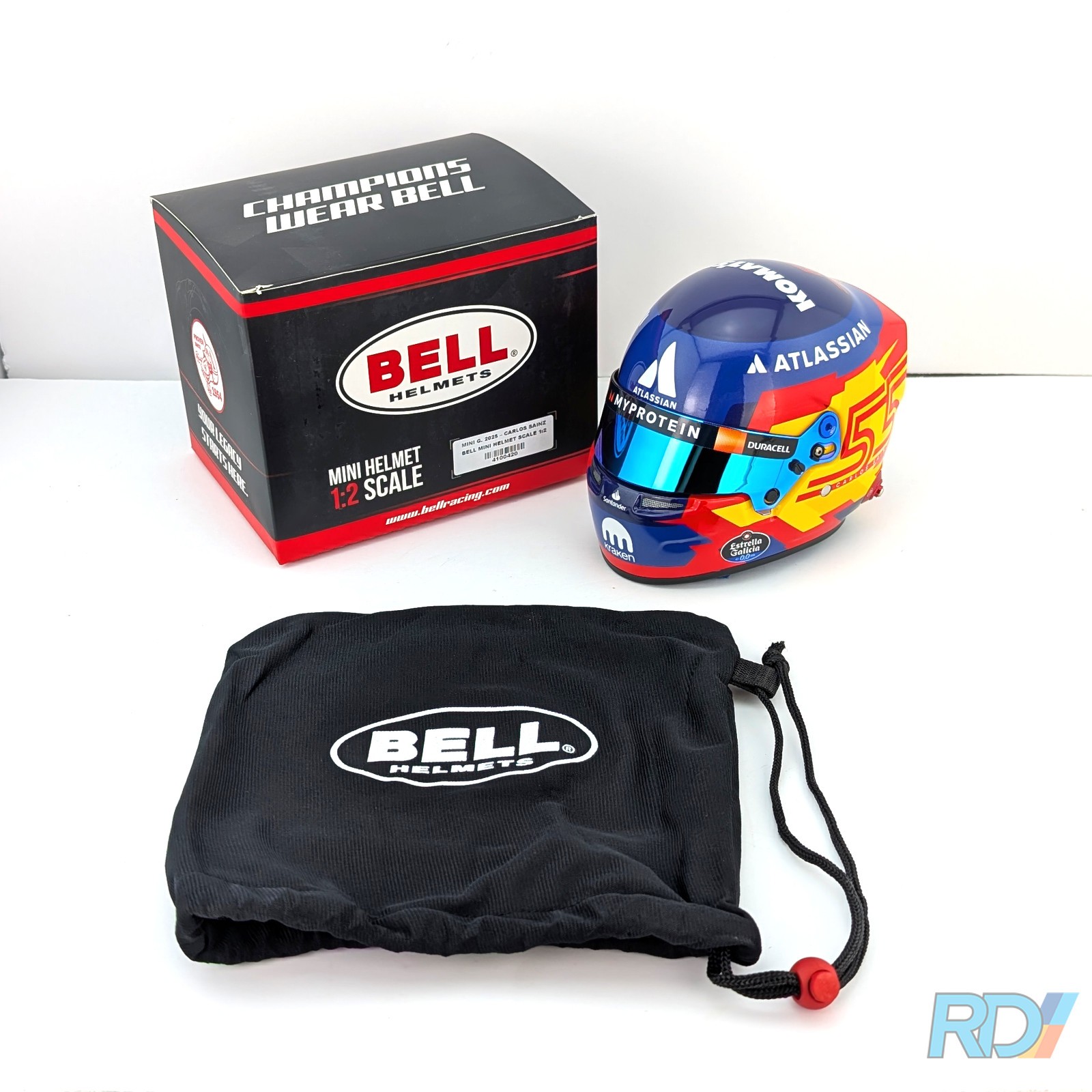 2025 Carlos Sainz Mini Helmet – 1:2 Scale – Bell F1 Mini Helmet – 4100420