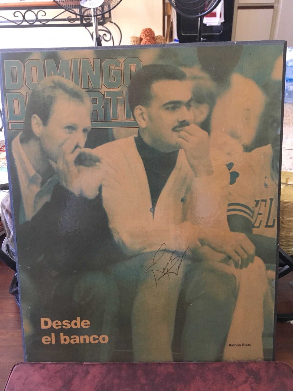 RAMÓN RIVAS BOSTON CELTICS SIGNED 1989 PUERTO RICO NEWSPAPER COVER