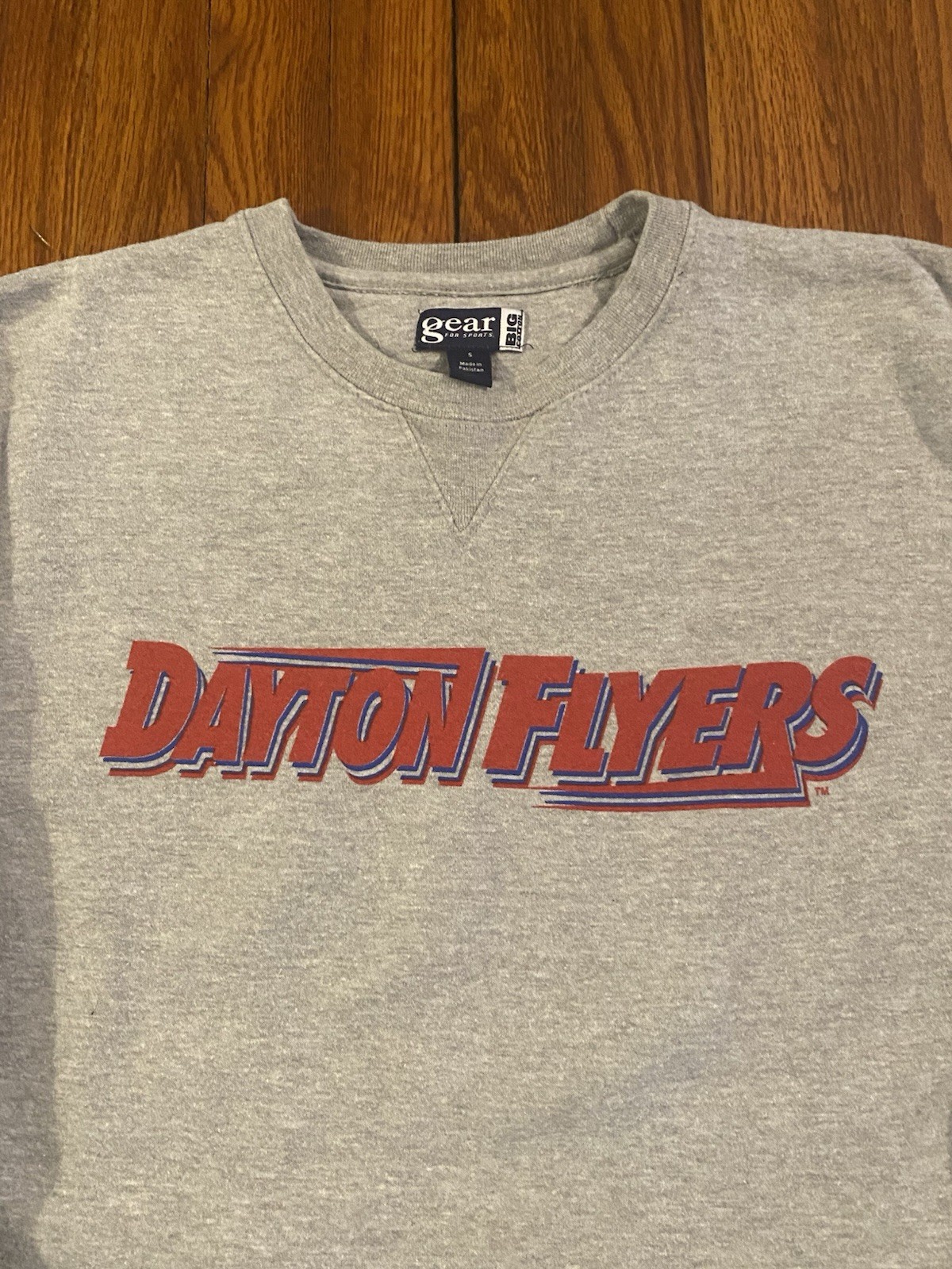 Vintage Dayton Flyers Sweatshirt Mens Small Dad Crewneck University College