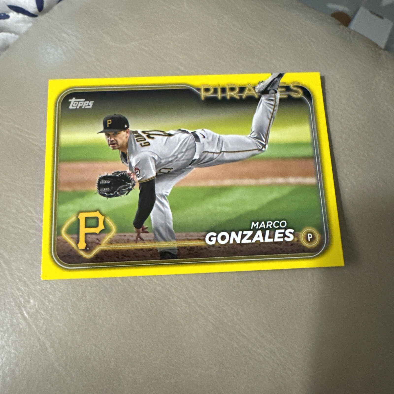 2024 Topps #682 Marco Gonzales, Pittsburgh Pirates – Yellow Border Parallel